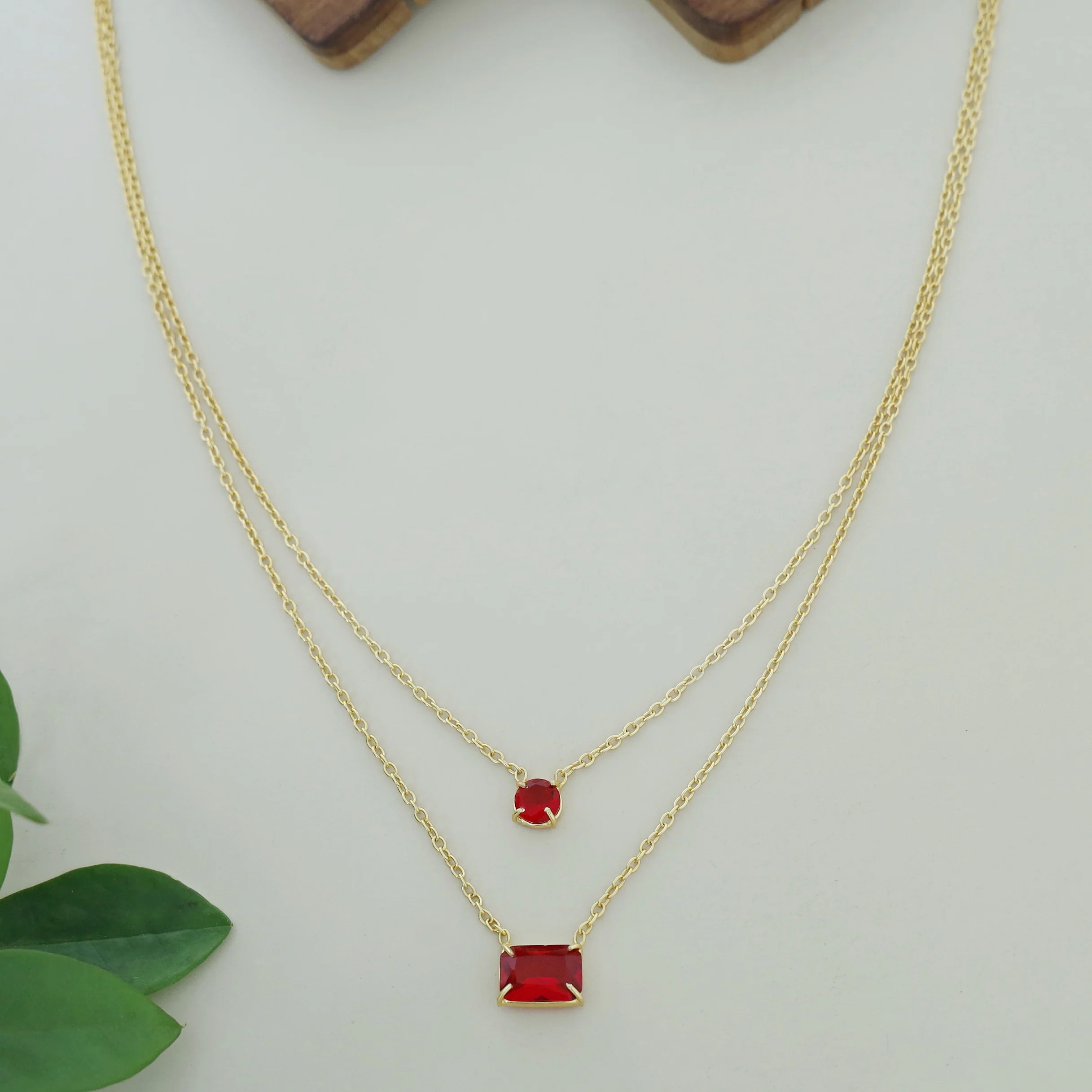 Jaime 2 Layer Glossy Claw Neckpiece - Image 8