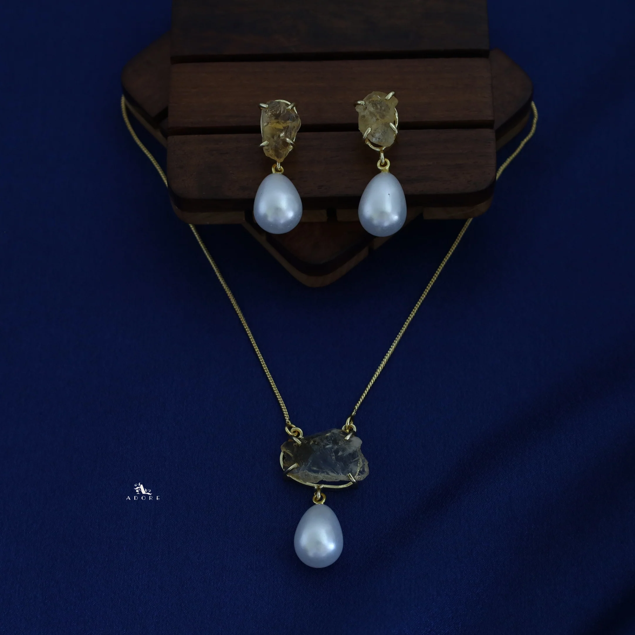 Jaime Raw Stone Pearl Neckpiece With Earring - Image 12