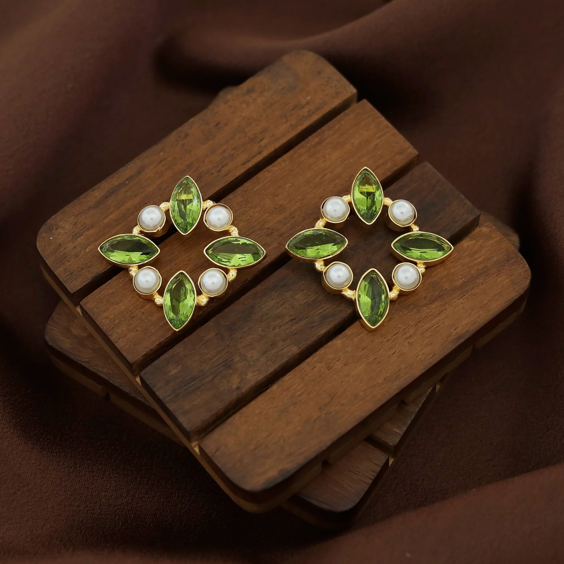 Jamira Tetra Glossy Pearl Earring - Image 6