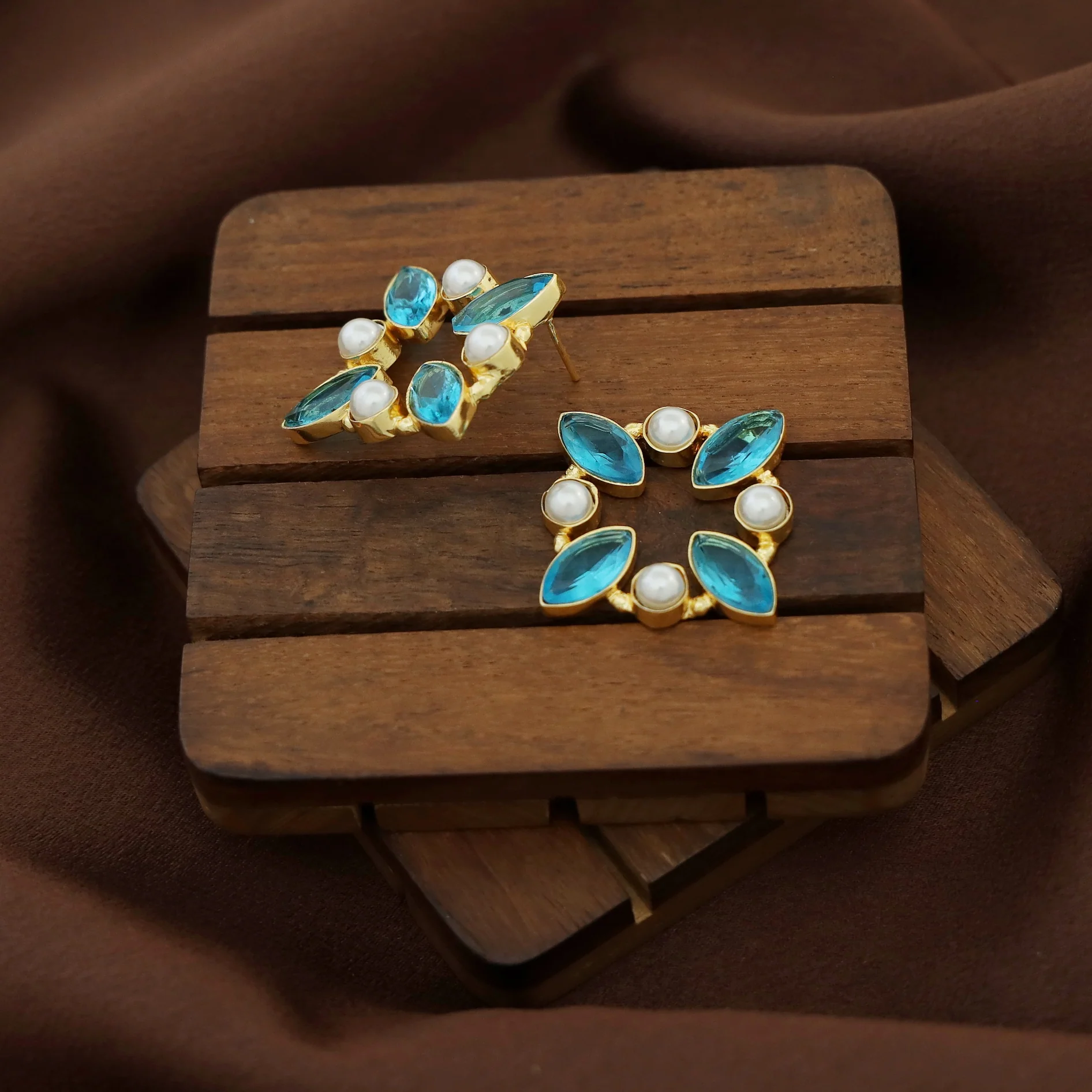 Jamira Tetra Glossy Pearl Earring - Image 8