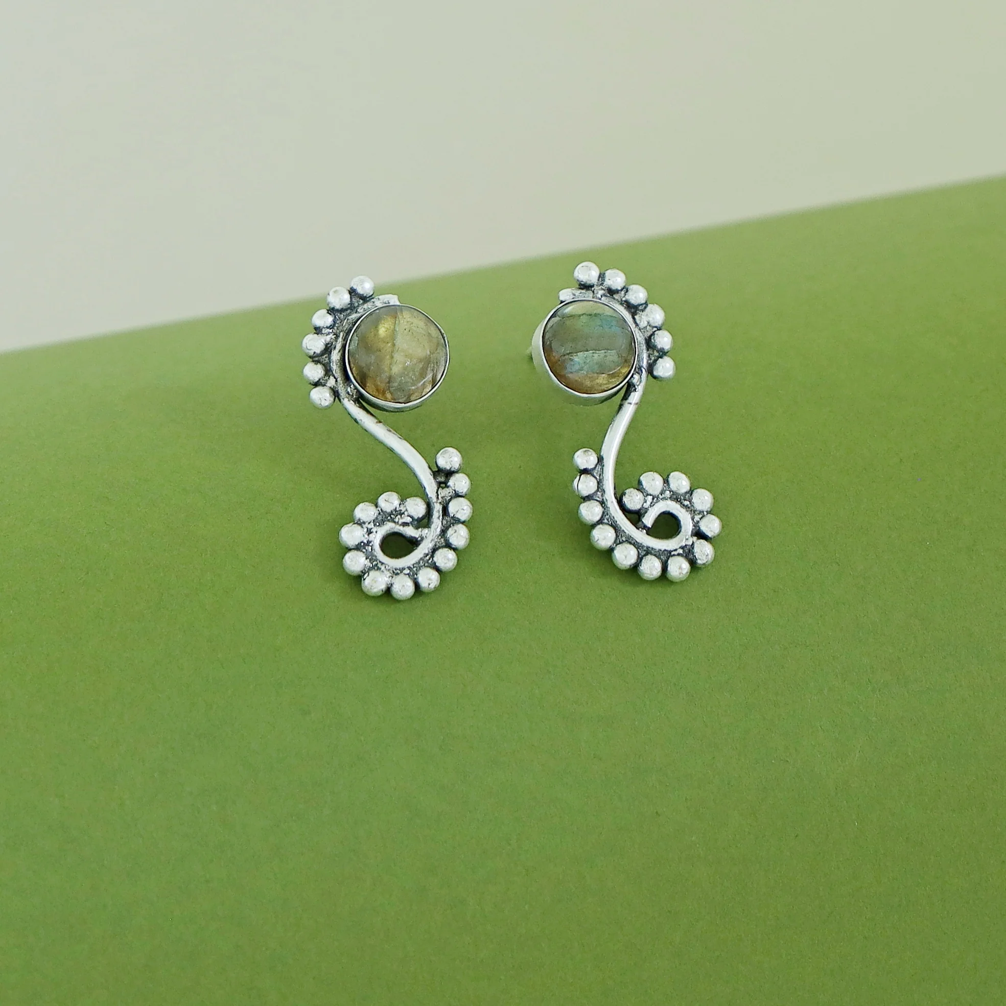Janan Silver Ball Circle Natural Stone Earring - Image 2