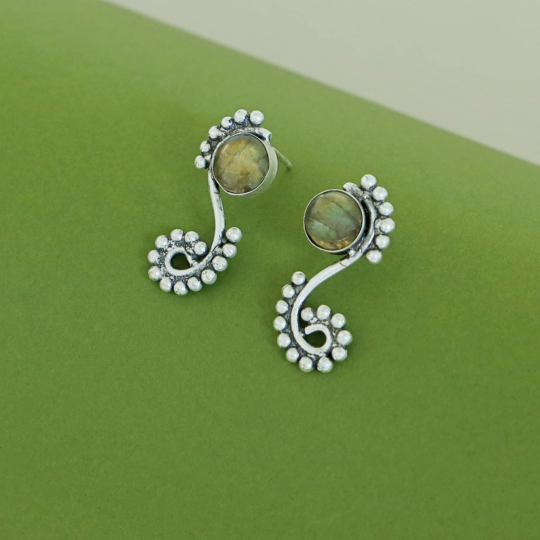 Janan Silver Ball Circle Natural Stone Earring - Image 3