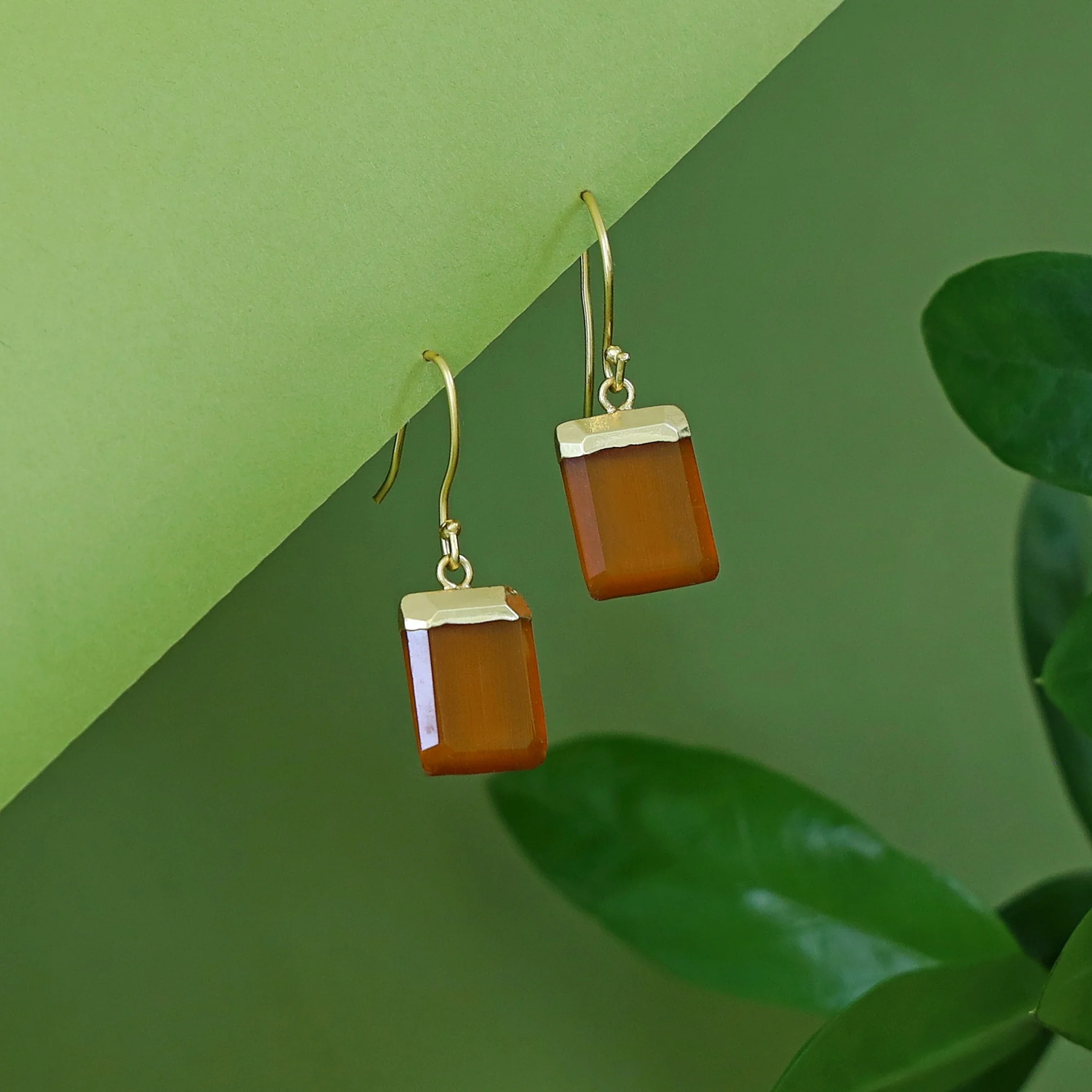 Shrutika Golden Rectangle Glossy Drop - Image 10
