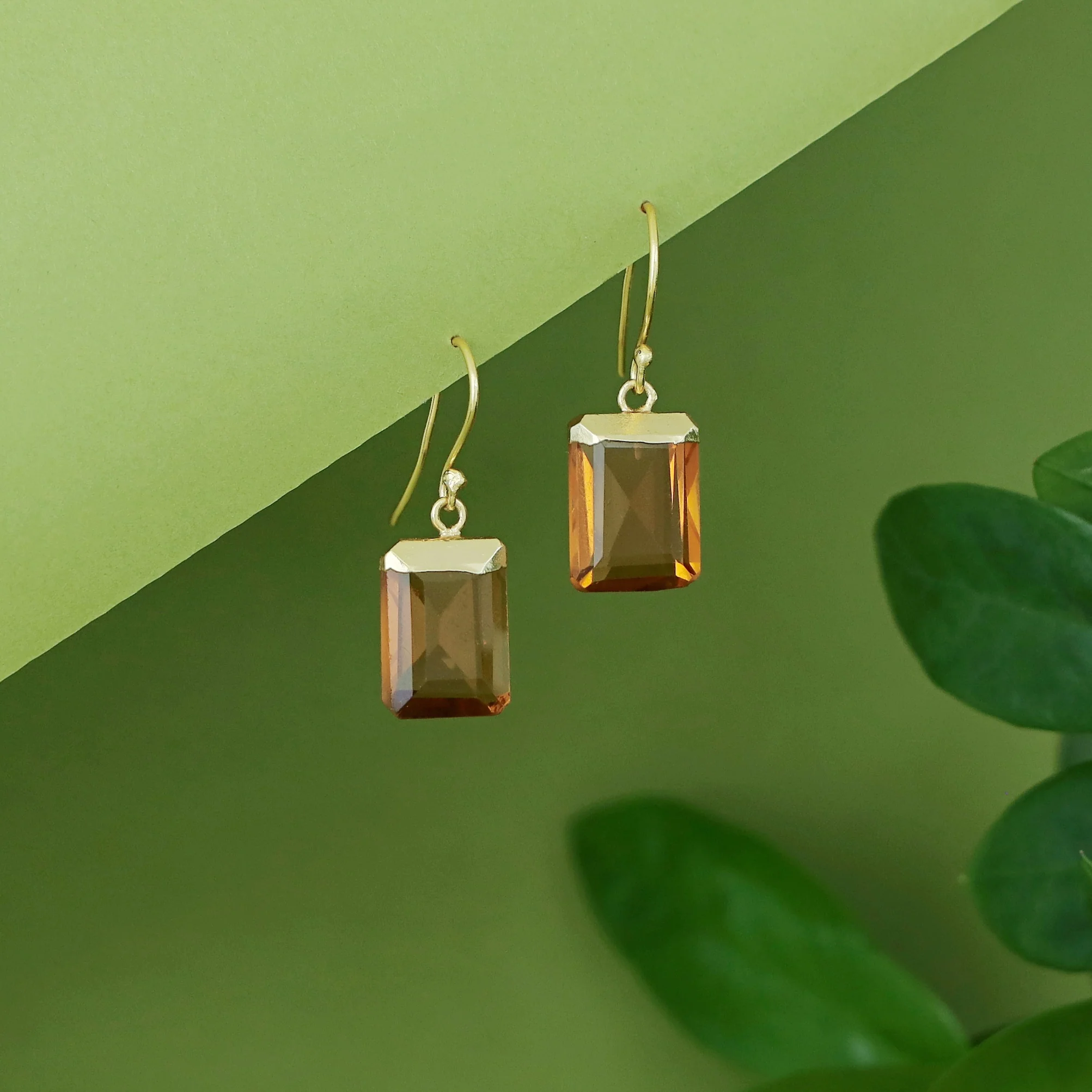 Shrutika Golden Rectangle Glossy Drop - Image 6