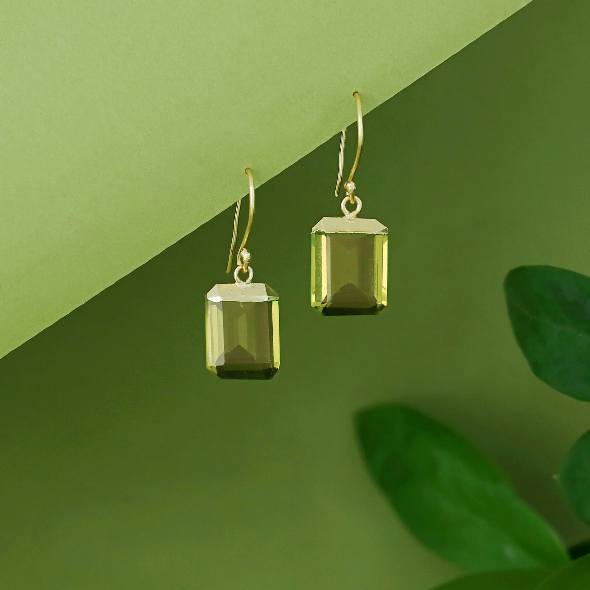 Shrutika Golden Rectangle Glossy Drop - Image 8