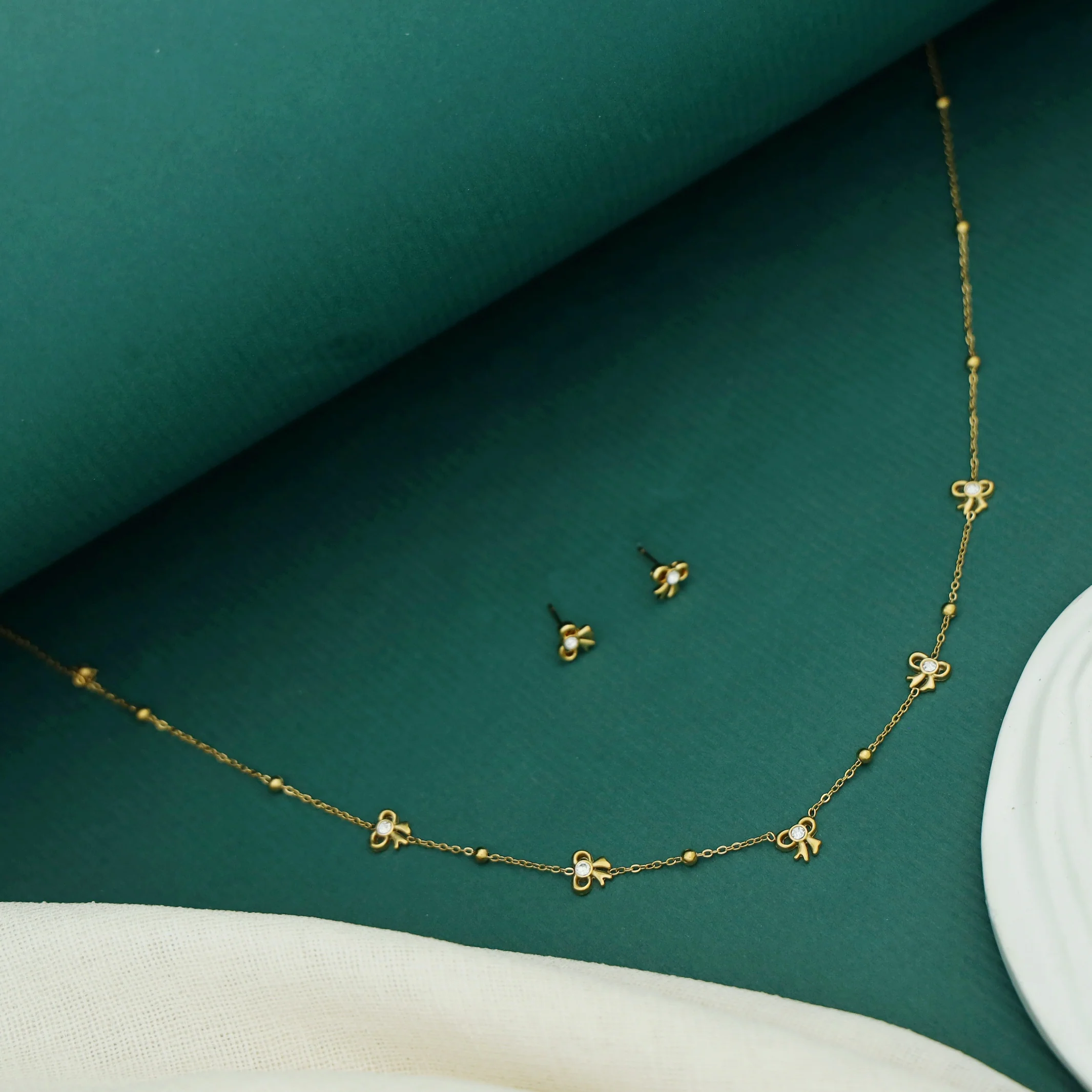 Janelle Golden Ball Glossy Bow Neckpiece With Stud - Image 4