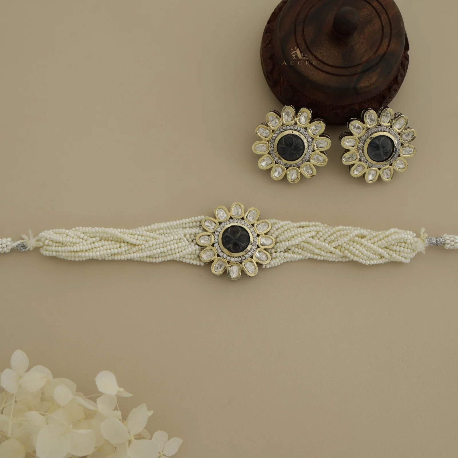 Janhvee Flower Choker With Earring - Image 3