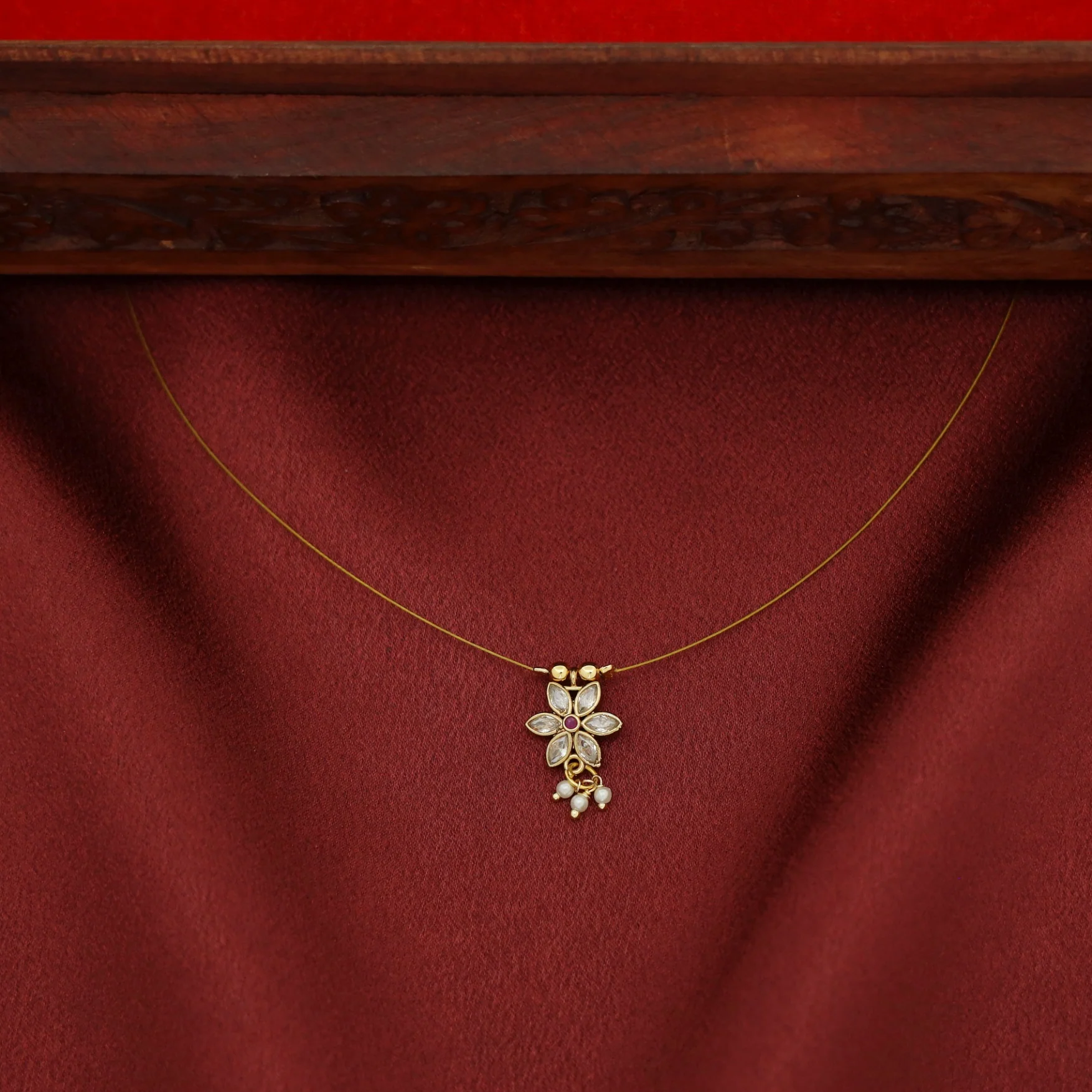 Jashira Cluster Pearl Flower String Neckpiece - Image 2