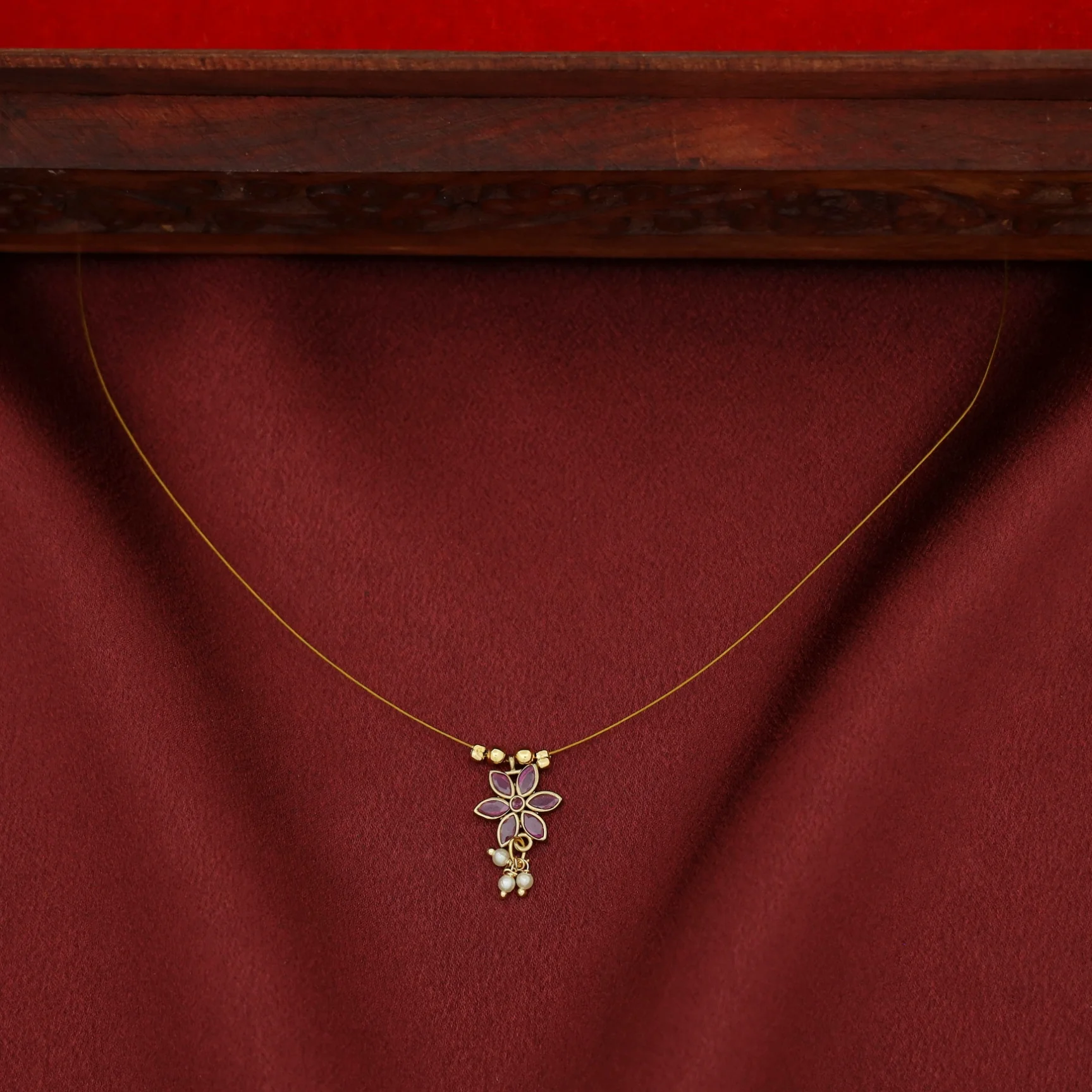 Jashira Cluster Pearl Flower String Neckpiece - Image 3