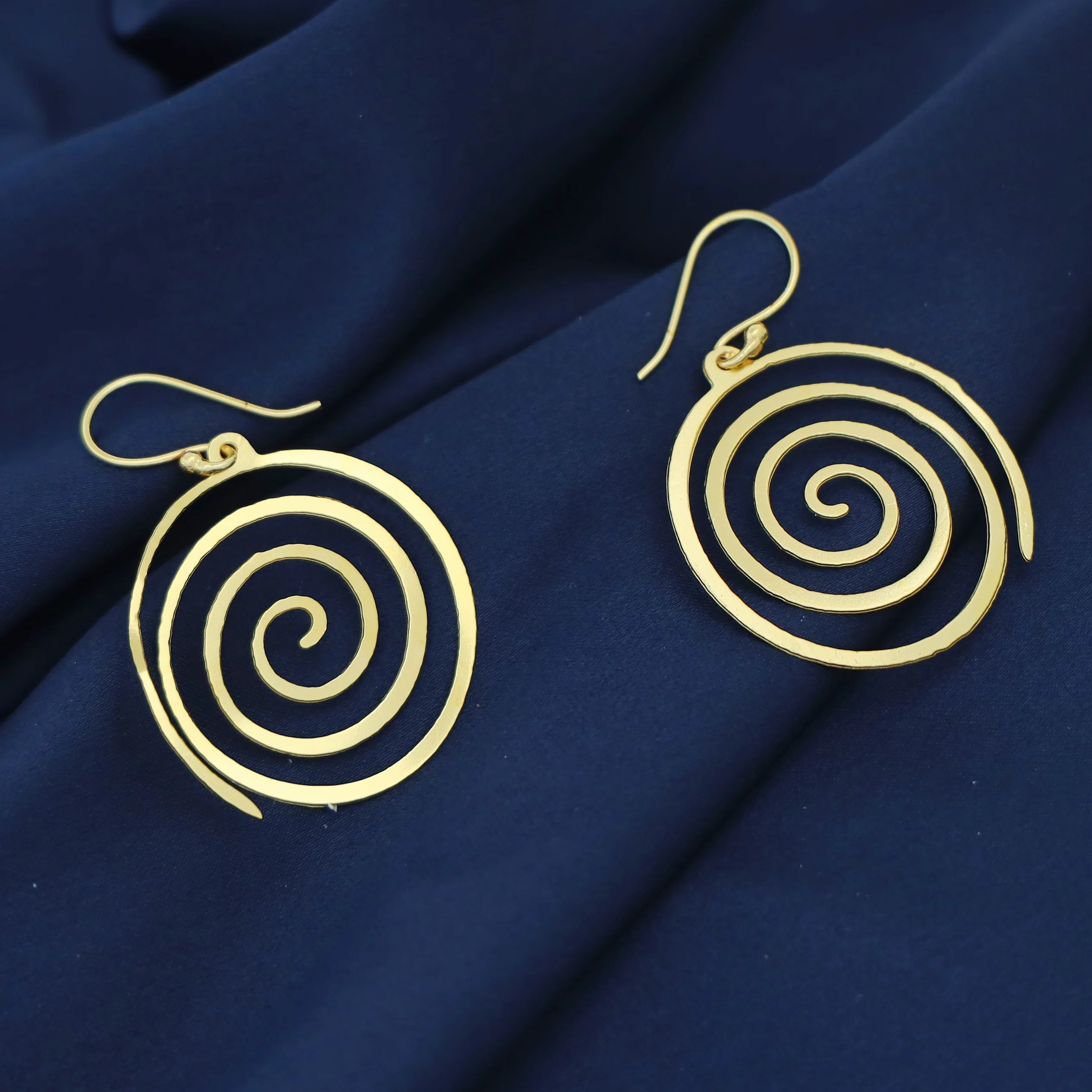 Jenna Golden Spiral Drop - Image 2