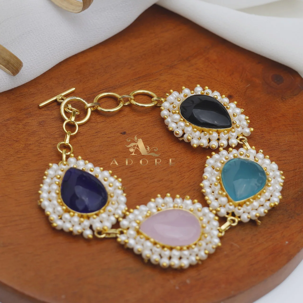 Multicolour Jhanvi Full Pearl Bracelet - Image 4