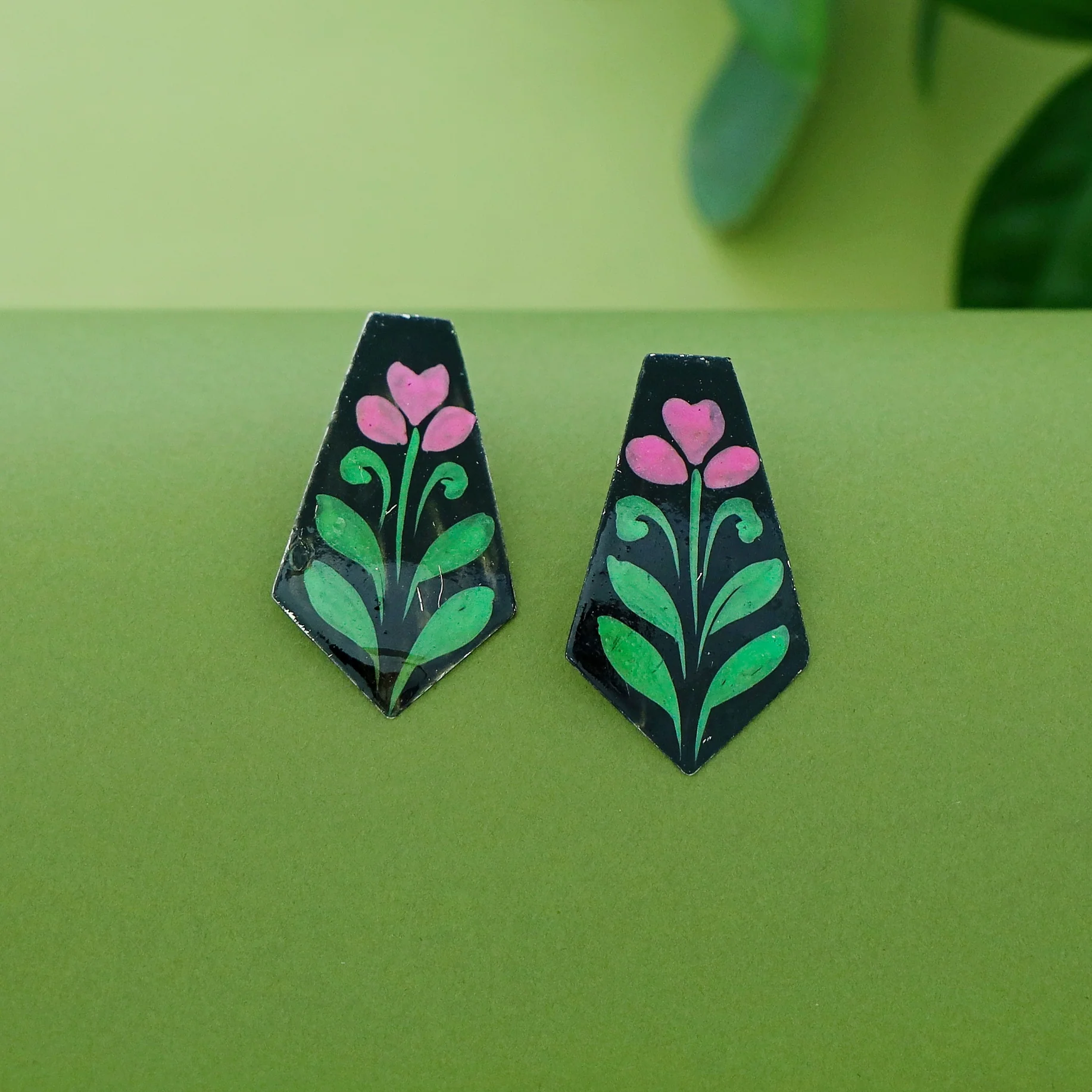 Jindina Hand Painted Earring - Image 2