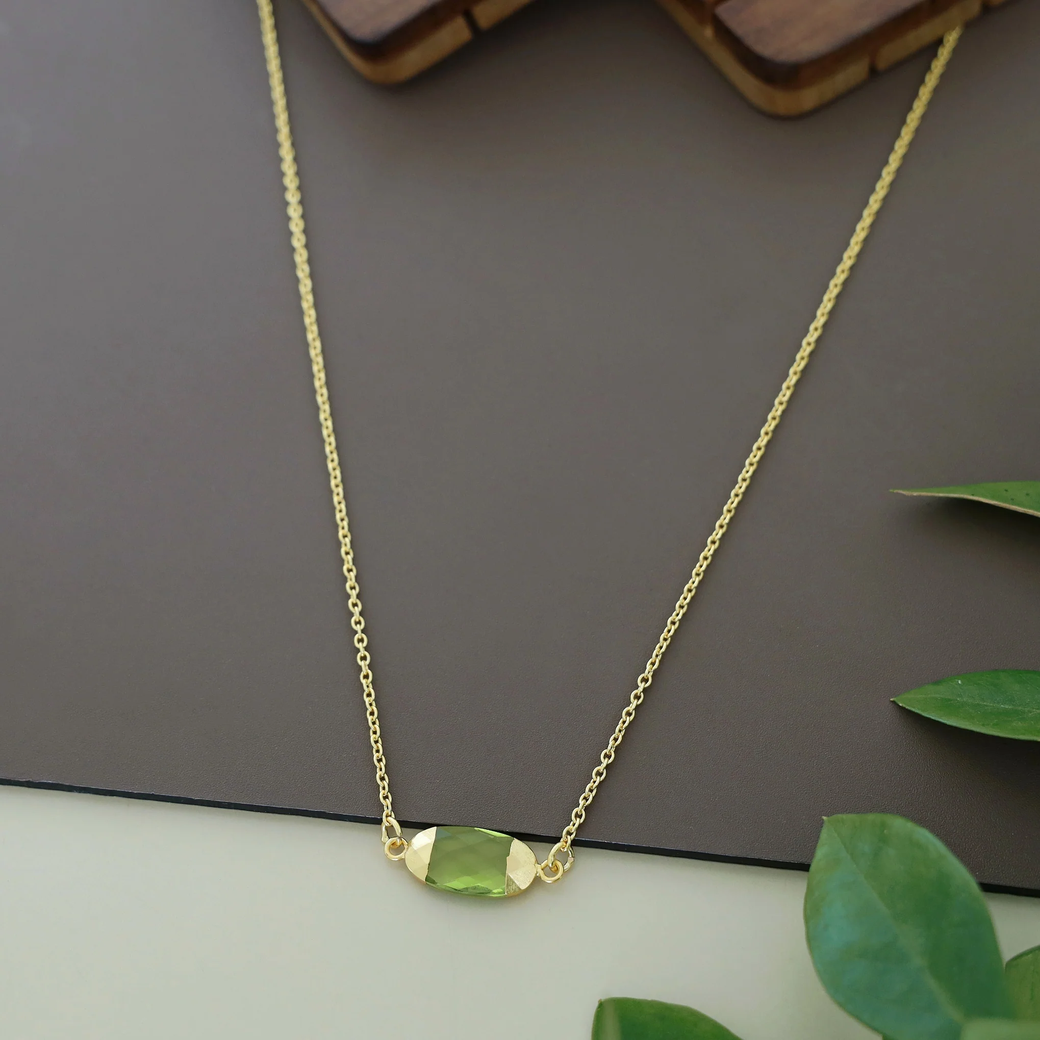 Jiniya Single Glossy Neckpiece - Image 12