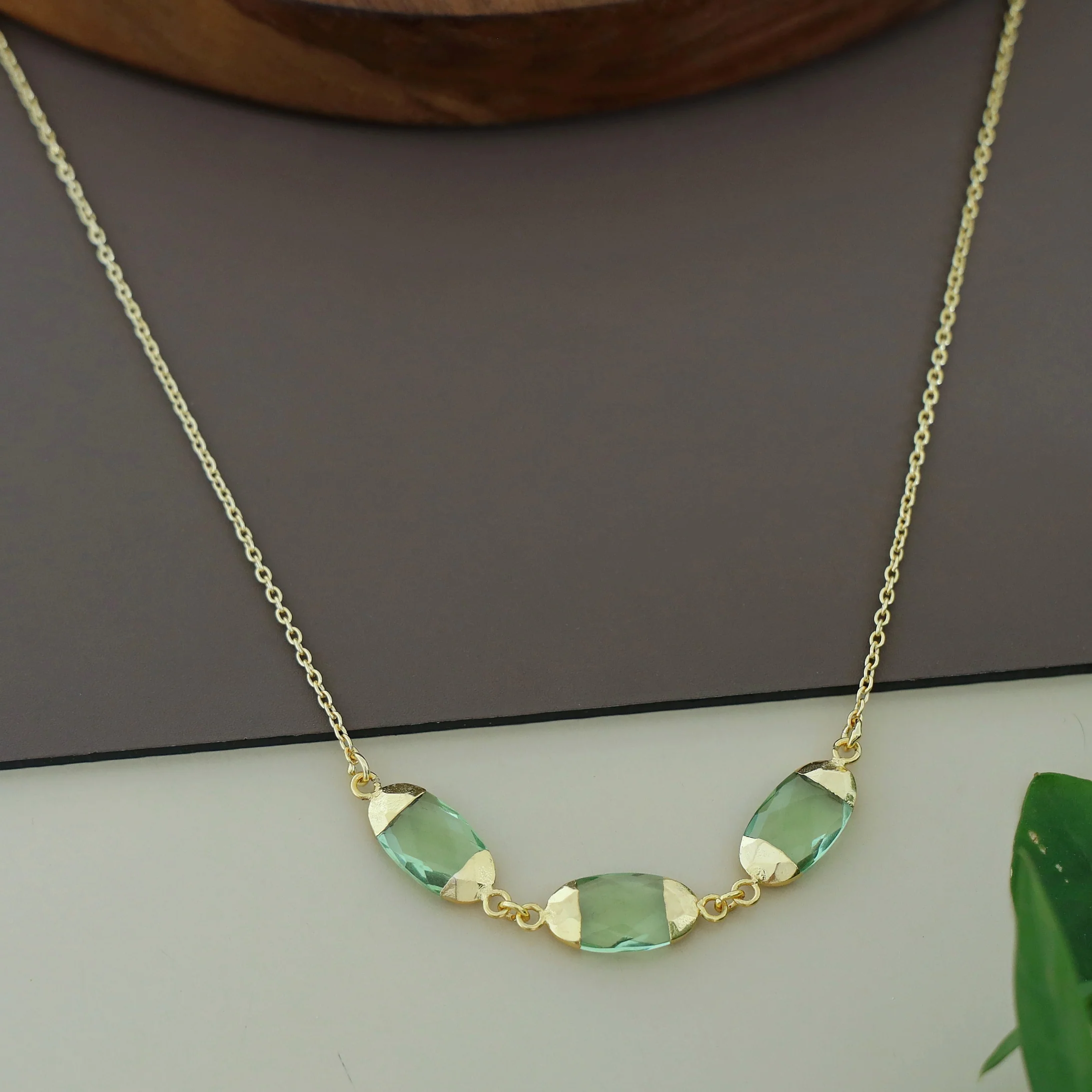 Jiniya Tri Glossy Neckpiece - Image 6