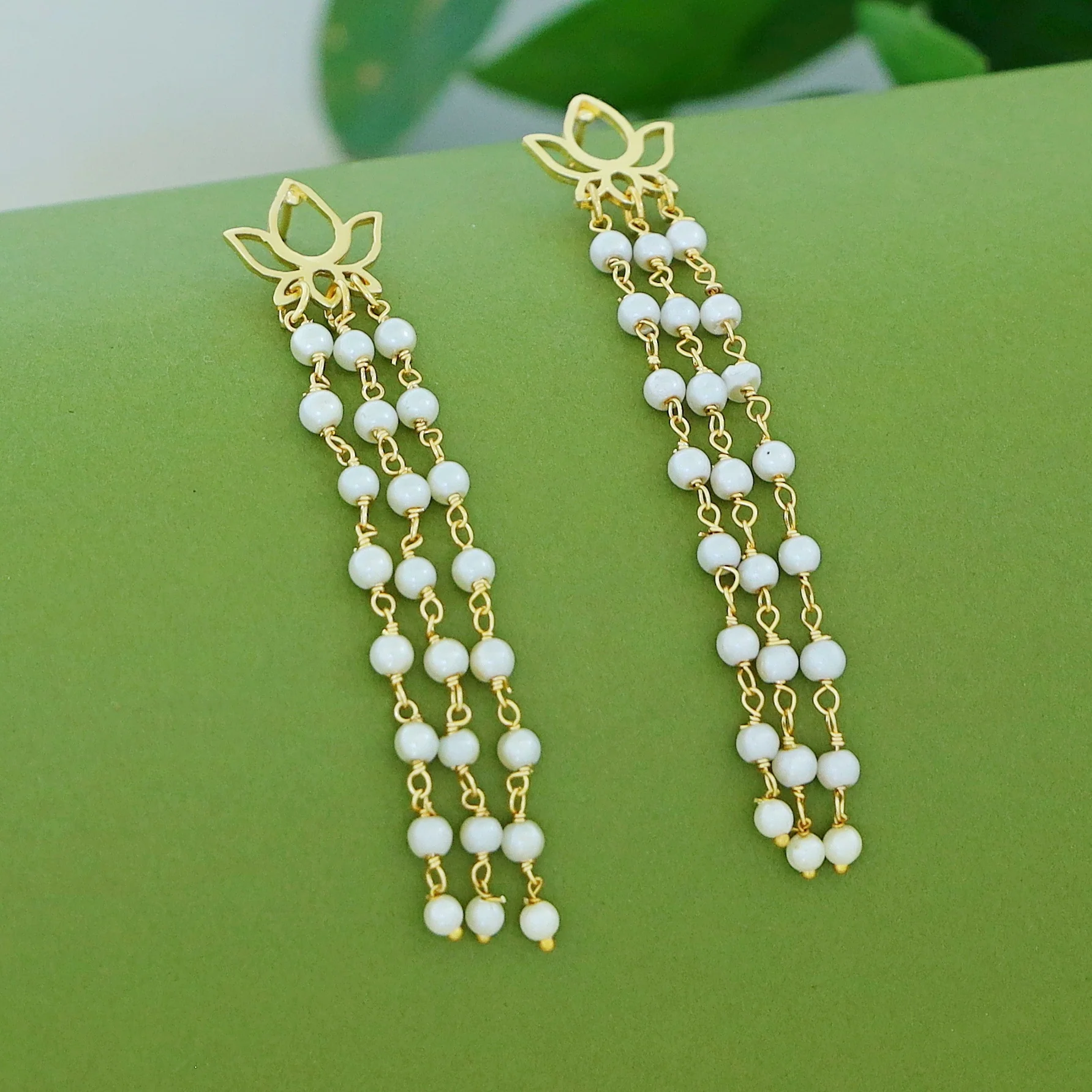 Jivika Lotus Tri Pearl Tassel Earring - Image 3