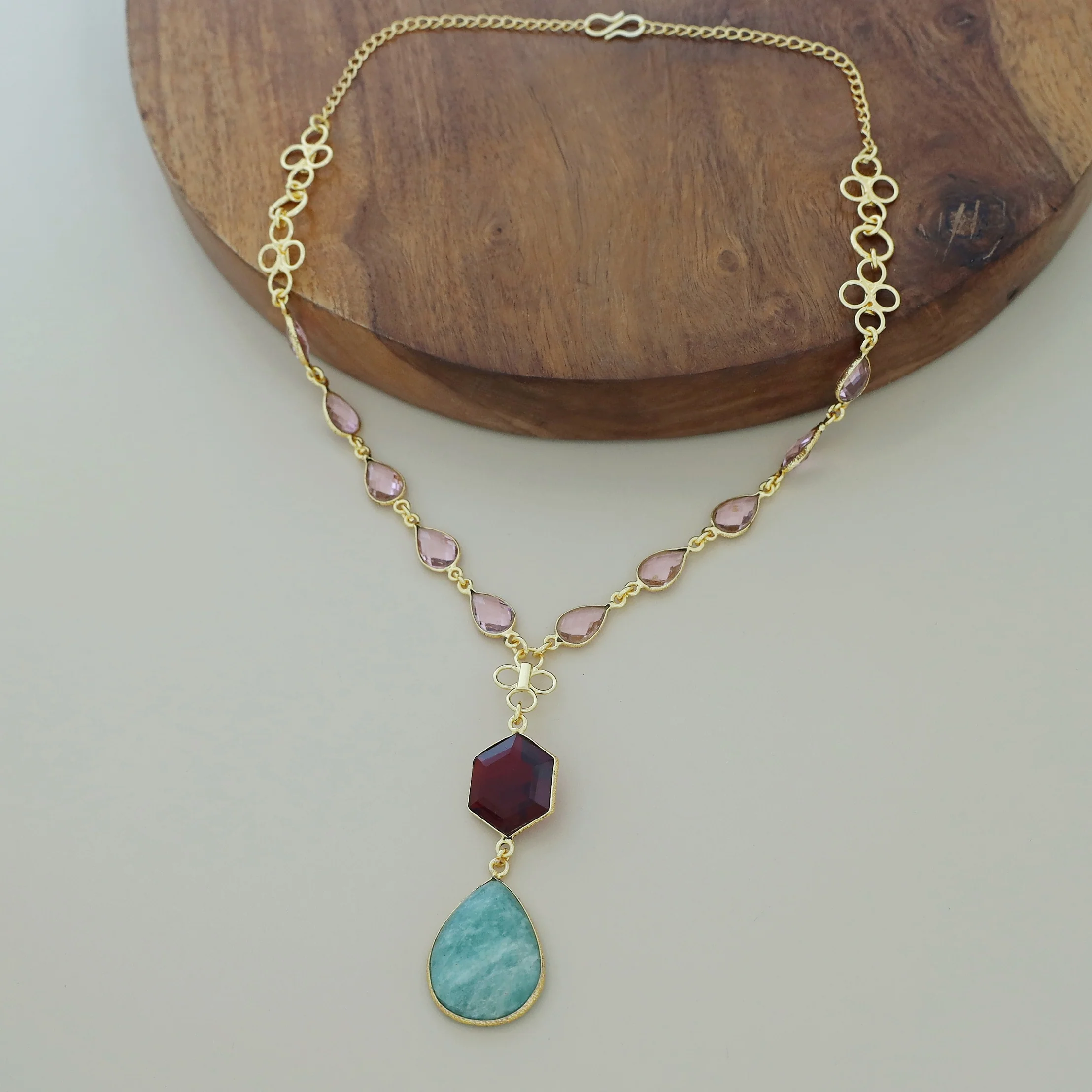 Jolene Golden Hexagon Glossy Stone Neckpiece - Image 4