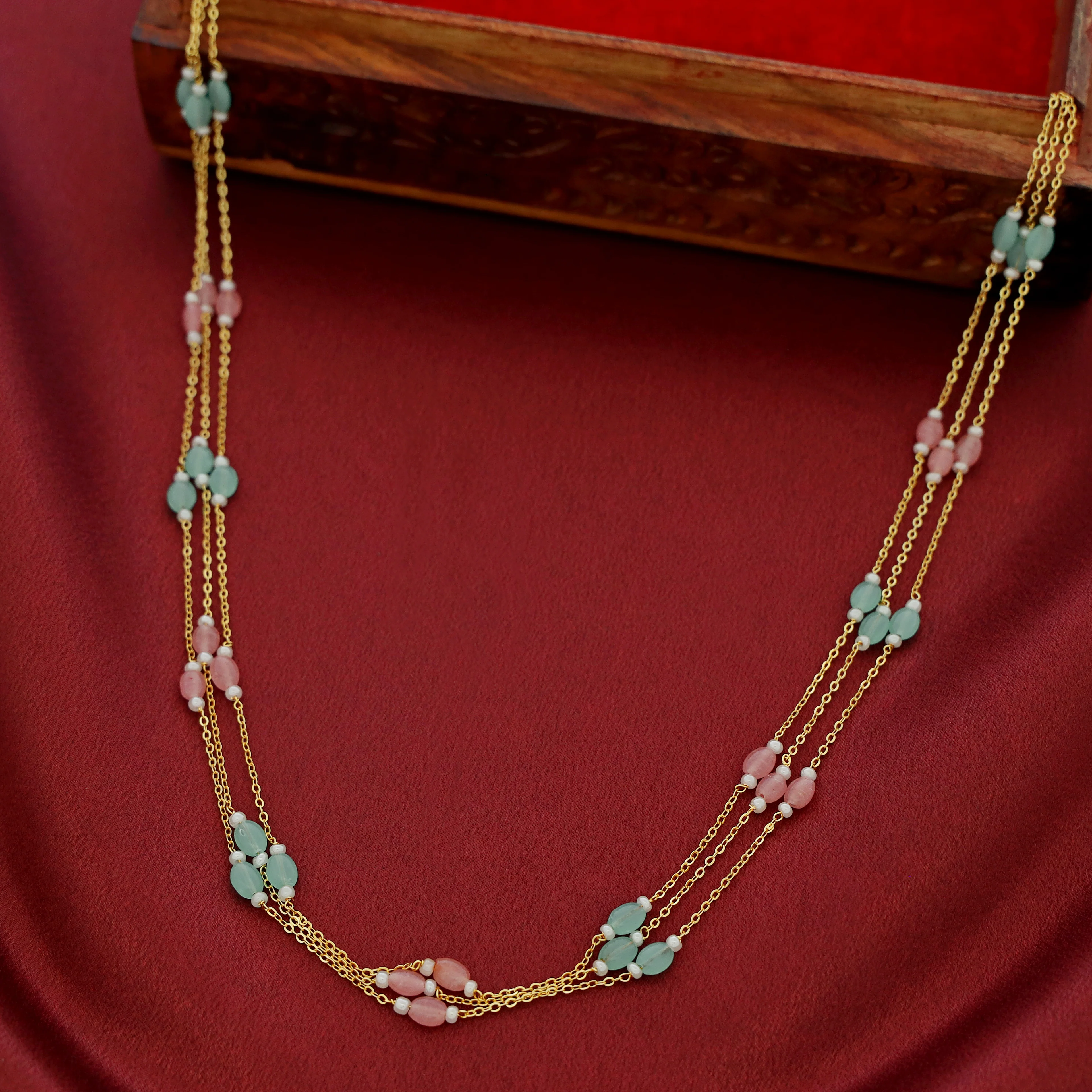 Tenile 3 Layer Beaded Neckpiece - Image 4