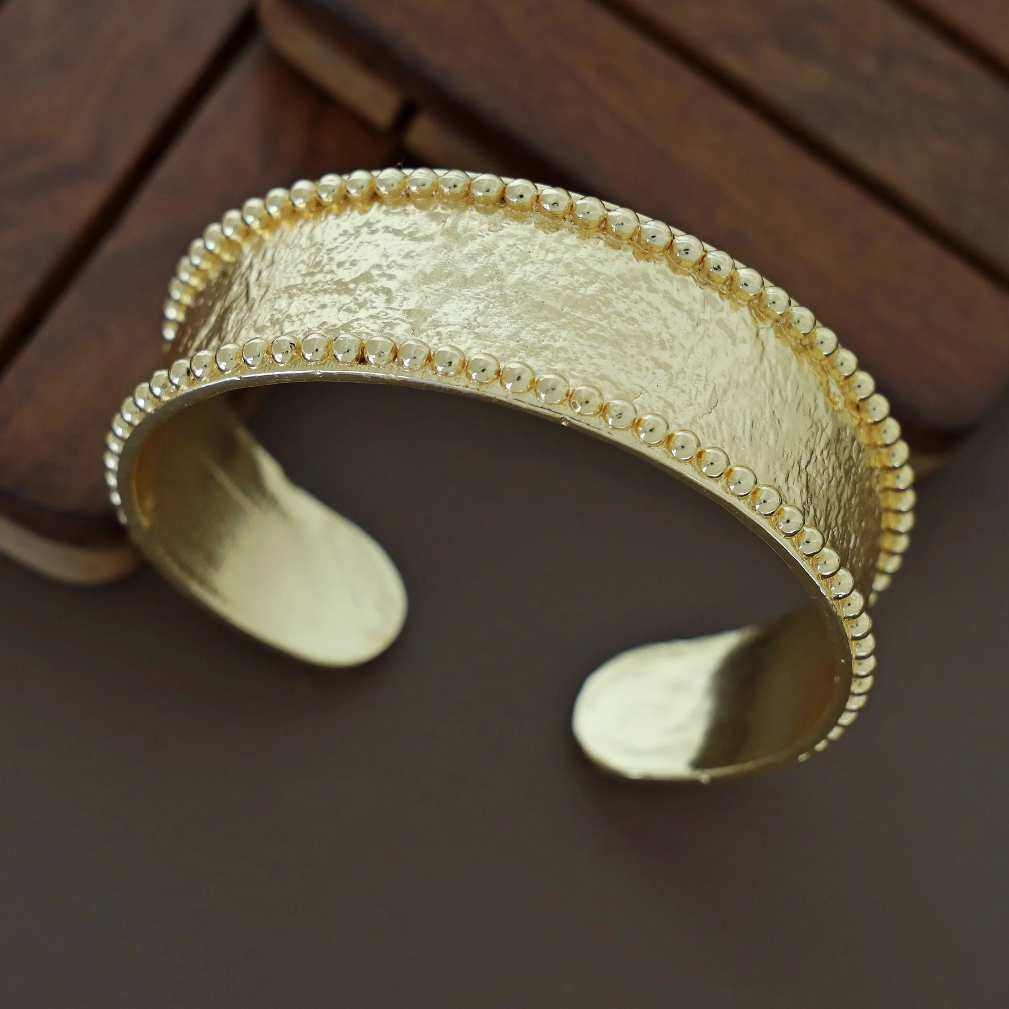 Josie Golden Ball Textured Hand Cuff - Image 3