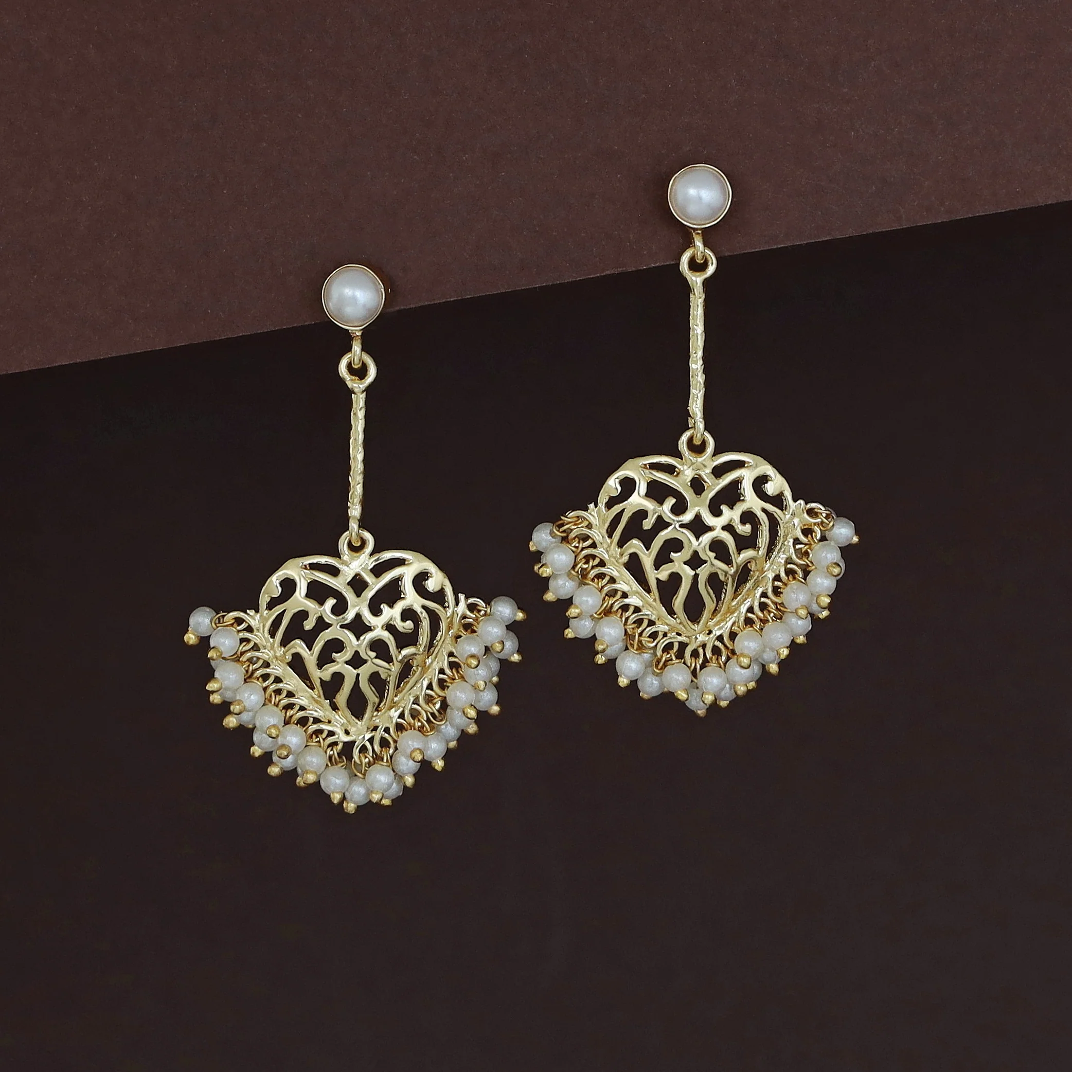 Julienne Heart Cluster Pearl Pendulum Earring - Image 7