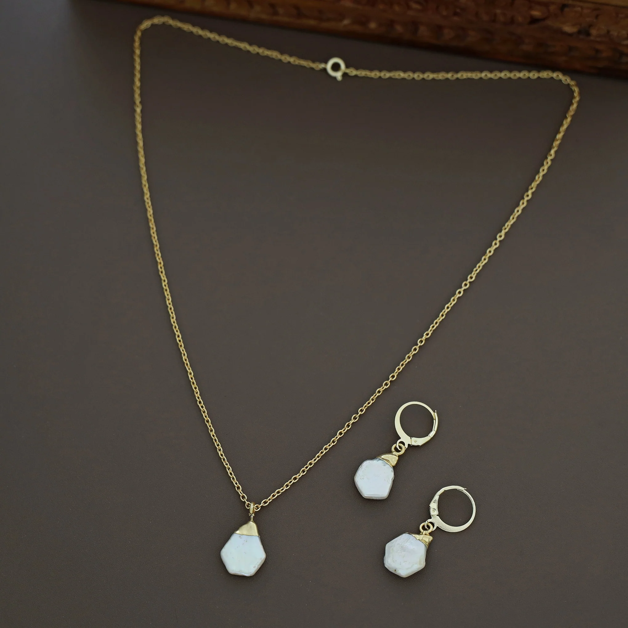 Junie Real Baroque Neckpiece With Hoop Earring - Image 3