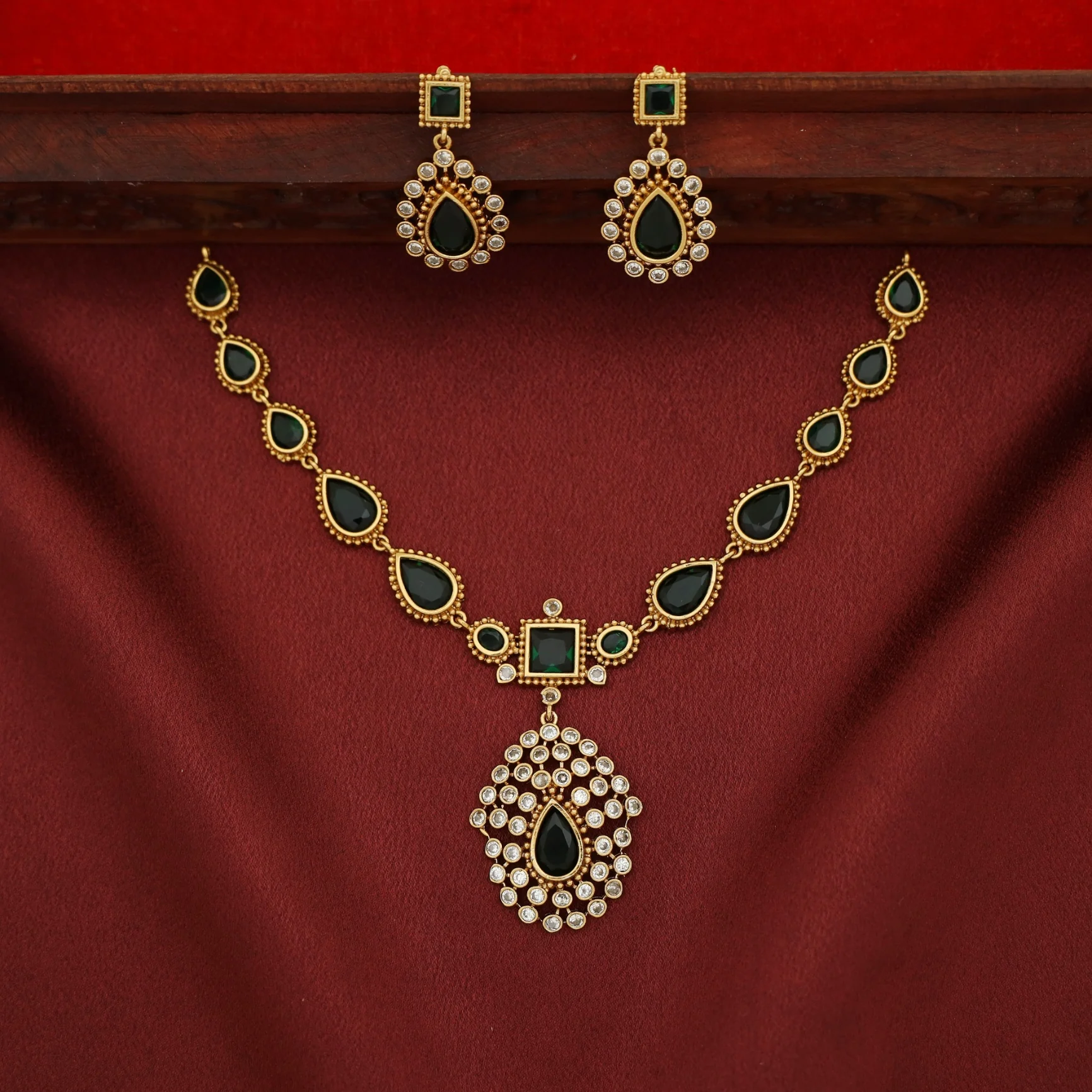 Jyotika  Drop Glossy Short Neckpiece With Earring - Image 2