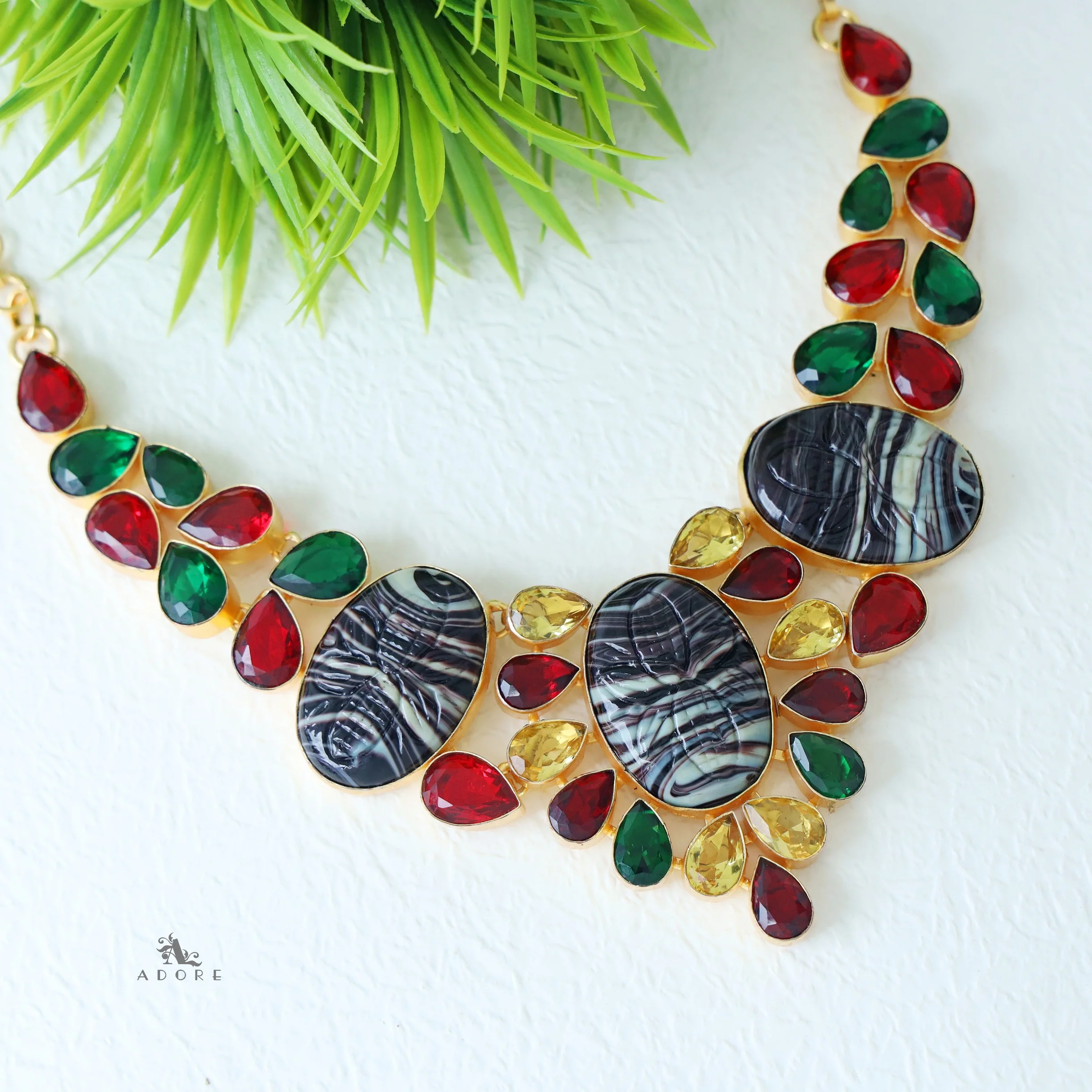 Kaitlyn Dream Neckpiece - Image 3
