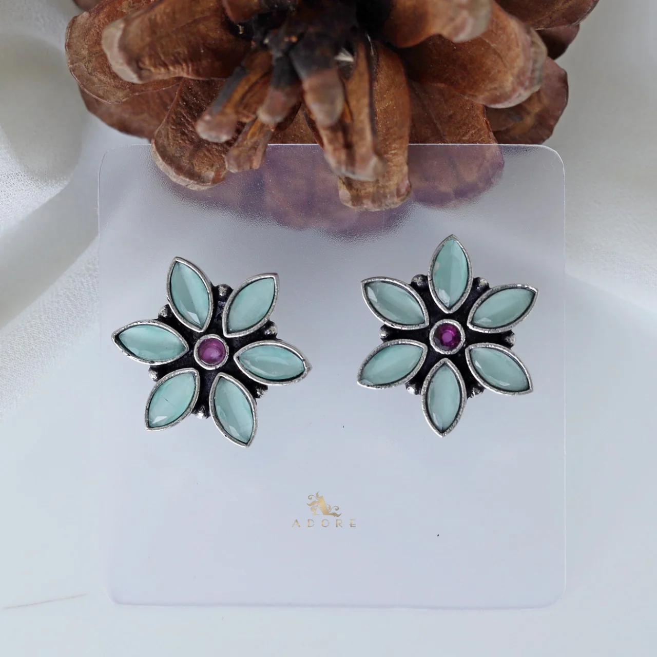 Kajri Flower Earring - Image 2