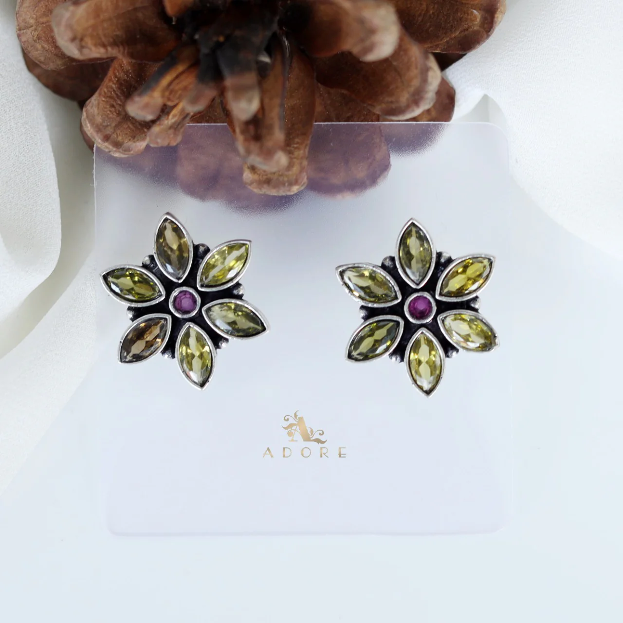 Kajri Flower Earring - Image 6