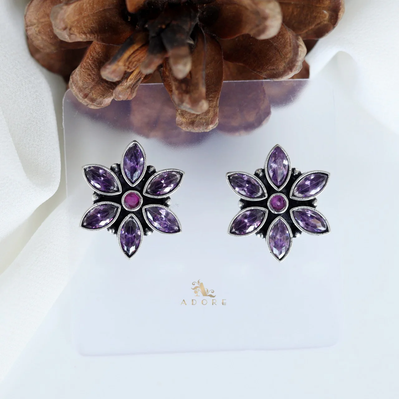 Kajri Flower Earring - Image 8