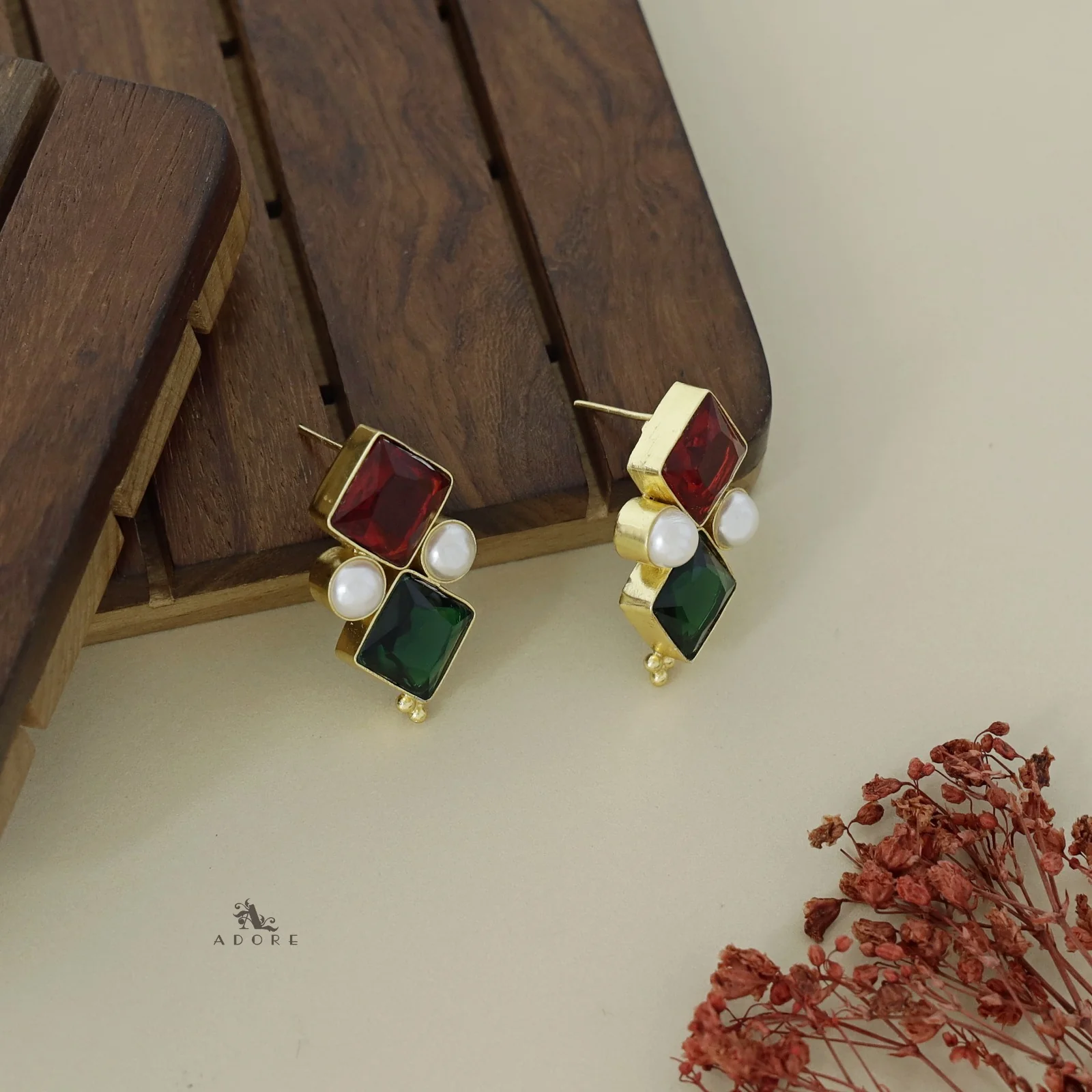 Kamalika Twin Circle Glossy With Pearl Earring - Image 12