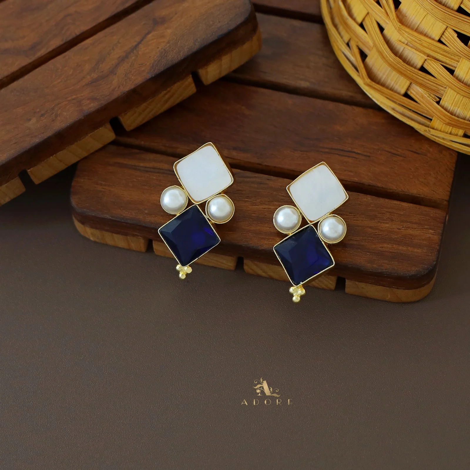 Kamalika Twin Circle Glossy With Pearl Earring - Image 14