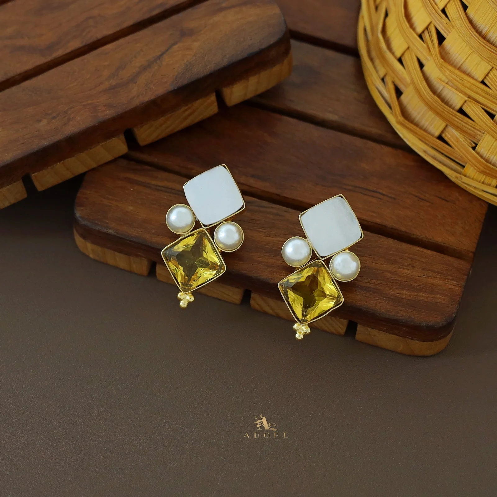 Kamalika Twin Circle Glossy With Pearl Earring - Image 15