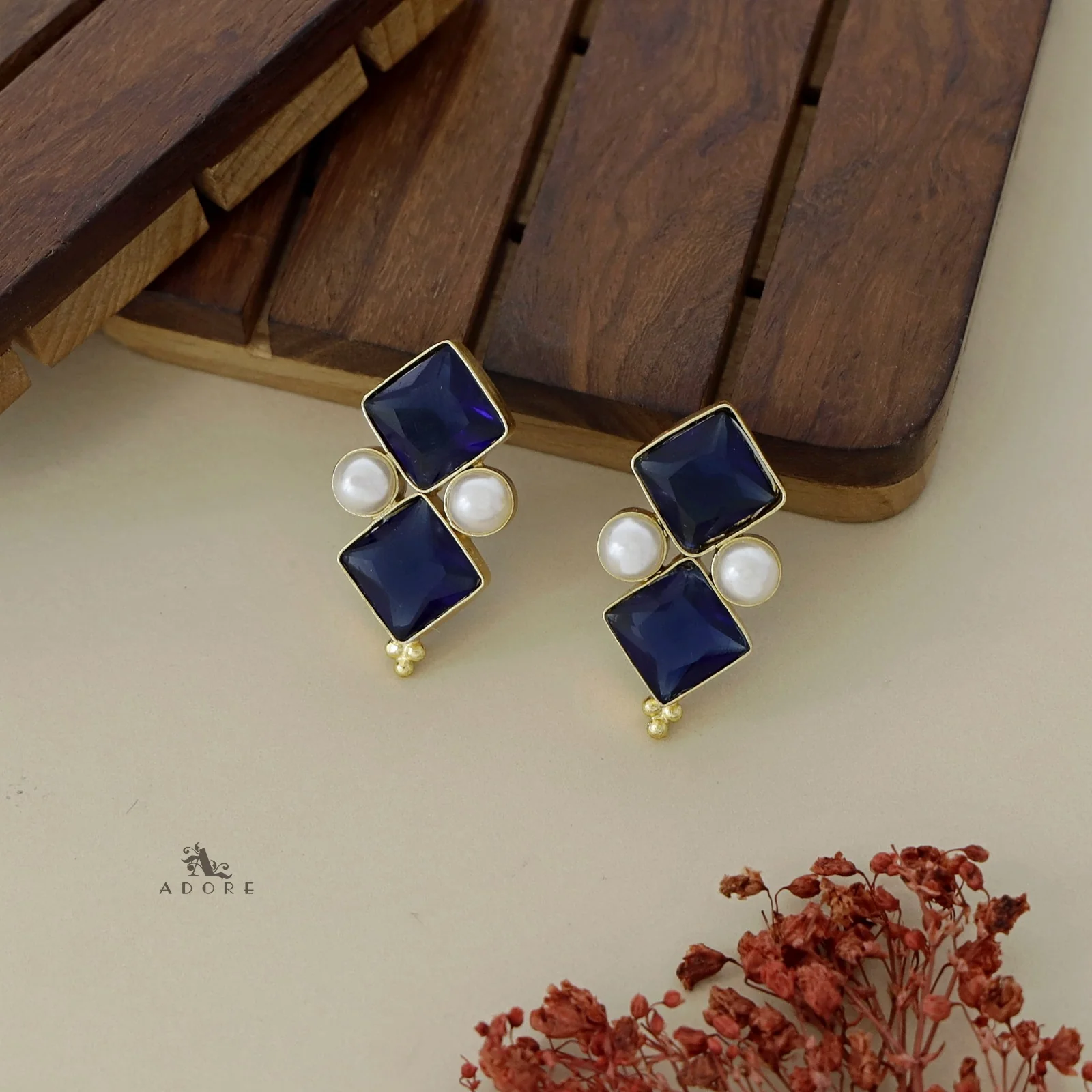 Kamalika Twin Circle Glossy With Pearl Earring - Image 20