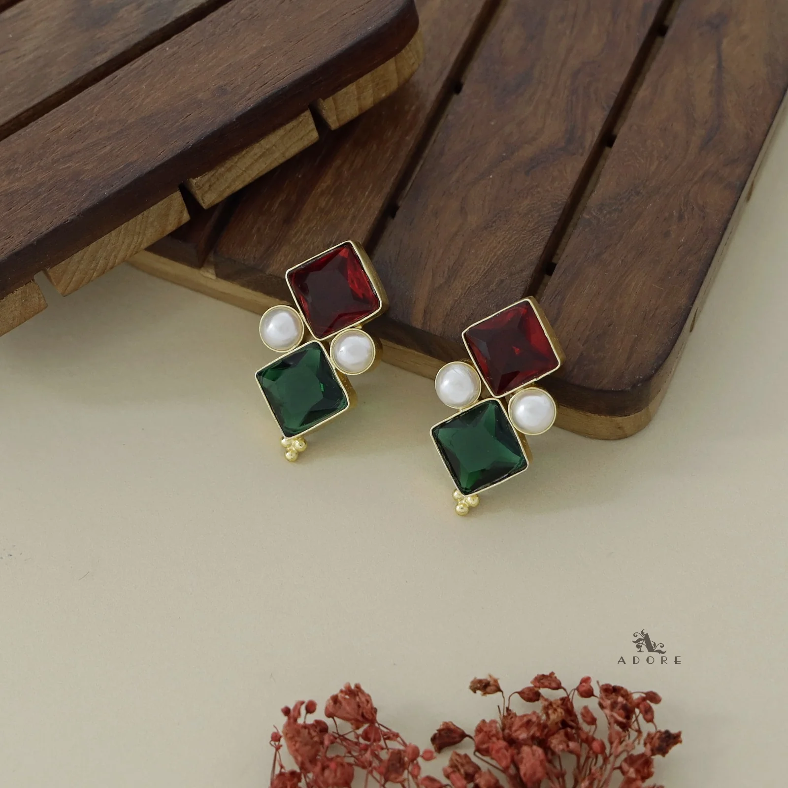 Kamalika Twin Circle Glossy With Pearl Earring - Image 7