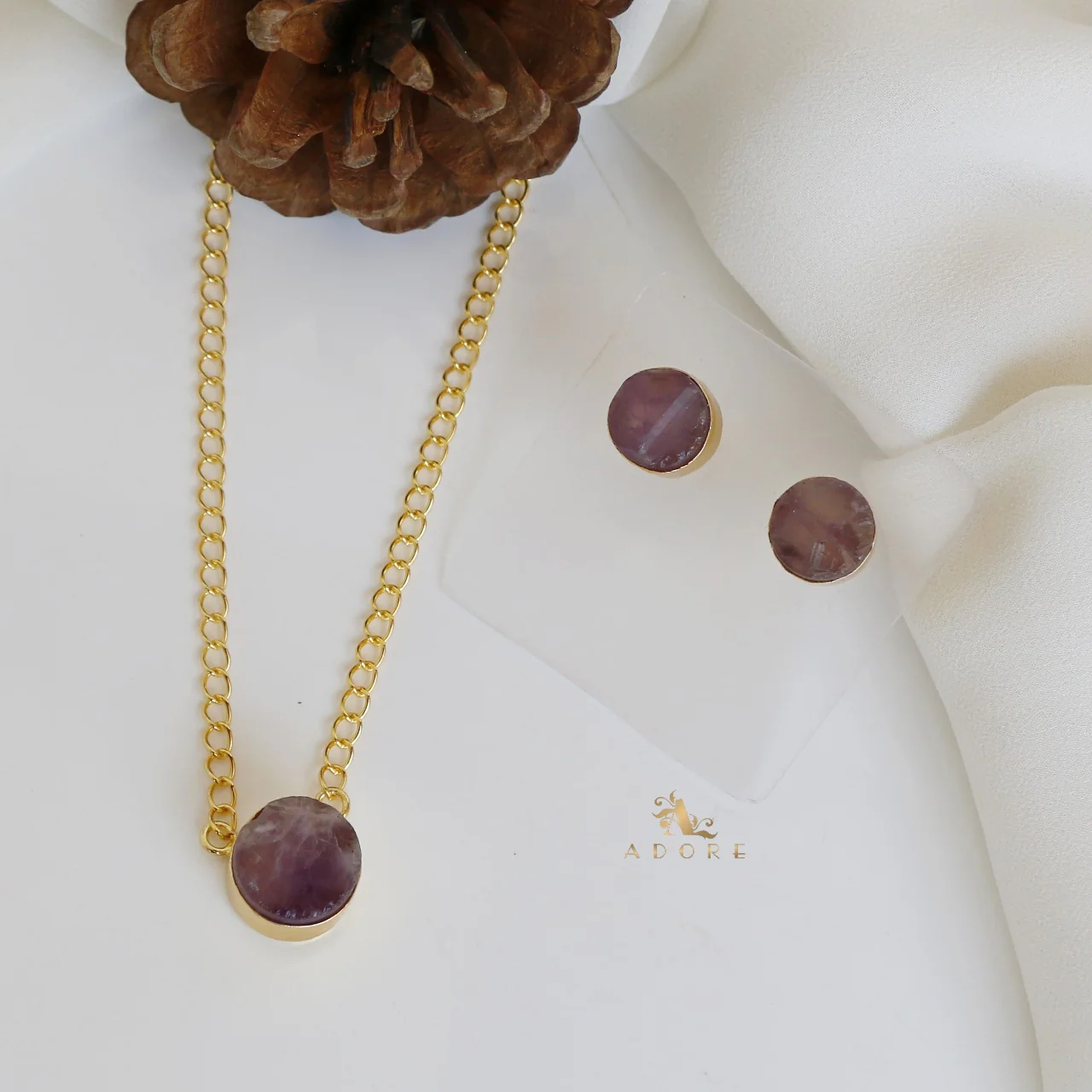 Kamilla Neckpiece With Stud - Image 3