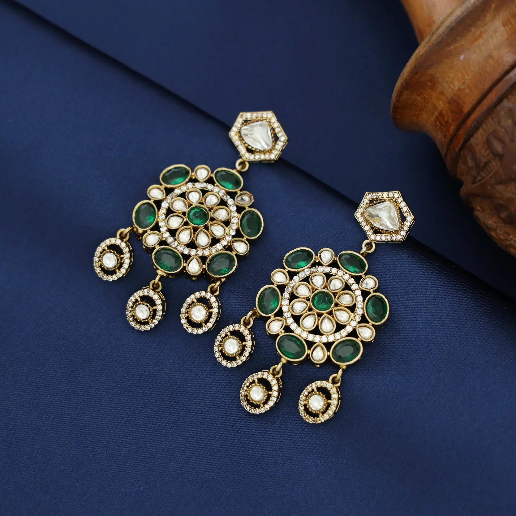 Kanya Kundan Glossy Stone Floral Earring - Image 7