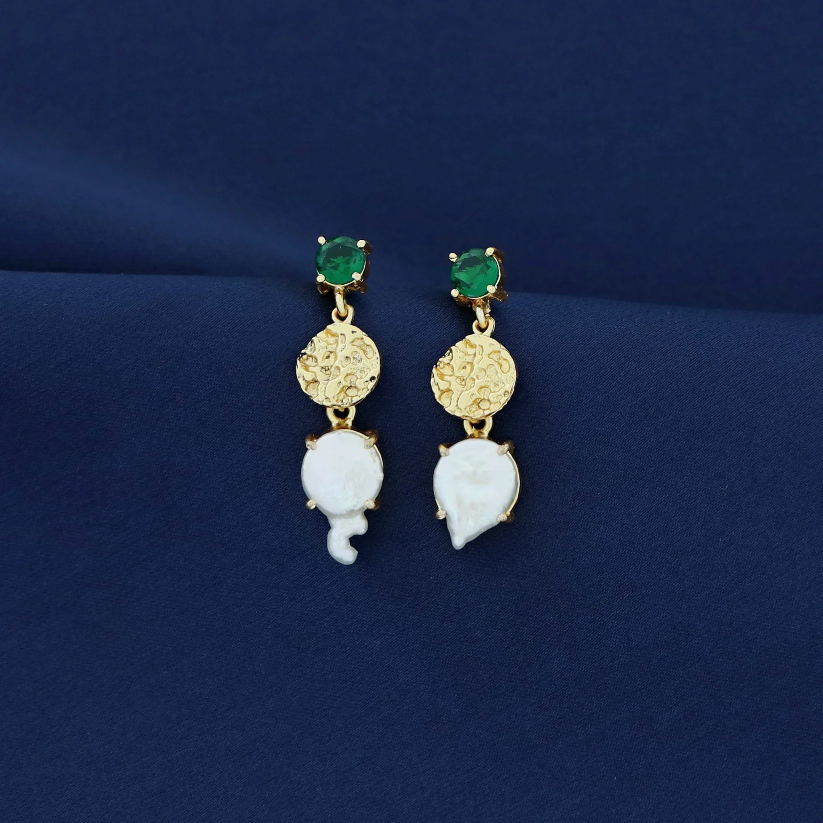 Kashvi Real Baroque Textured Circle + Glossy Earring - Image 2