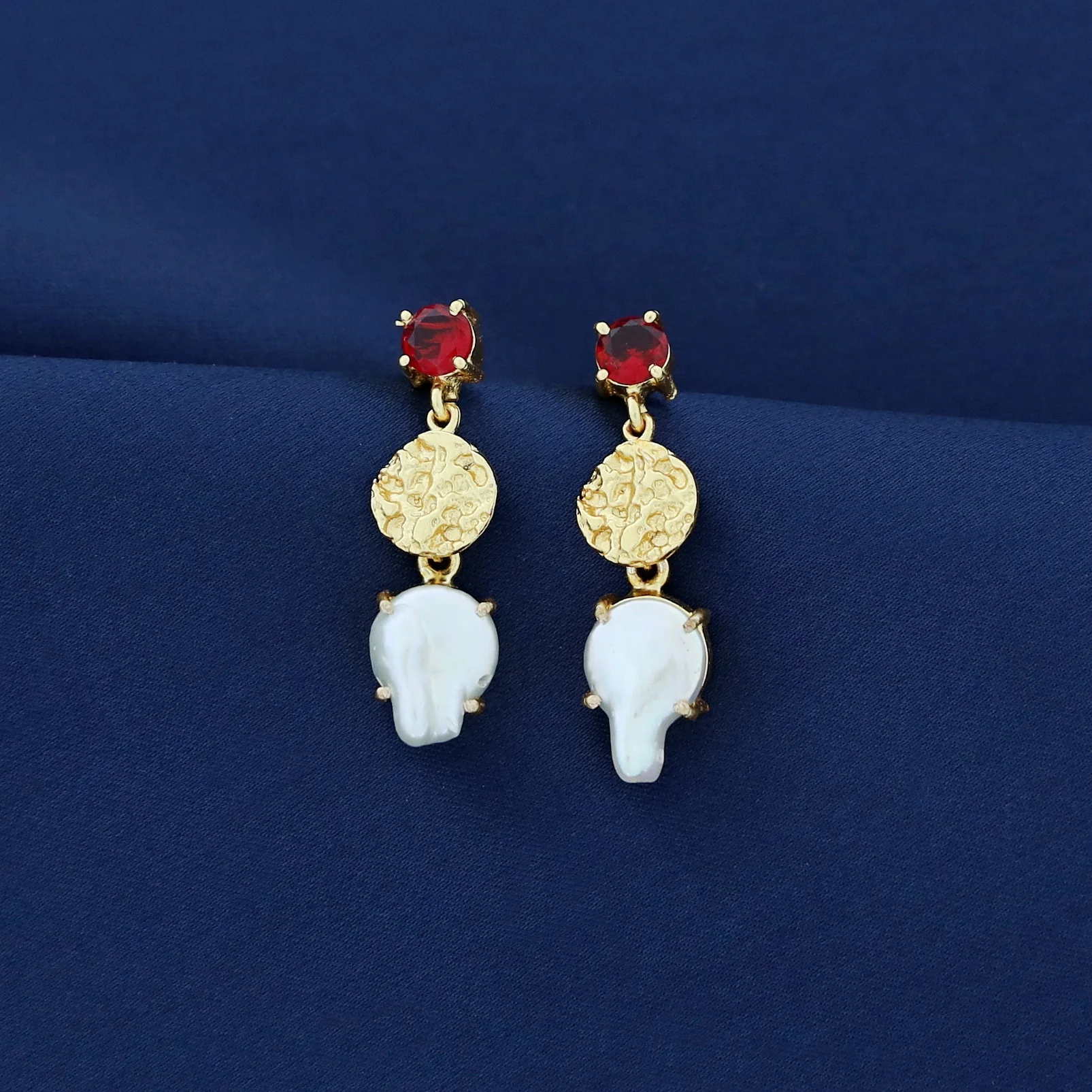 Kashvi Real Baroque Textured Circle + Glossy Earring - Image 3