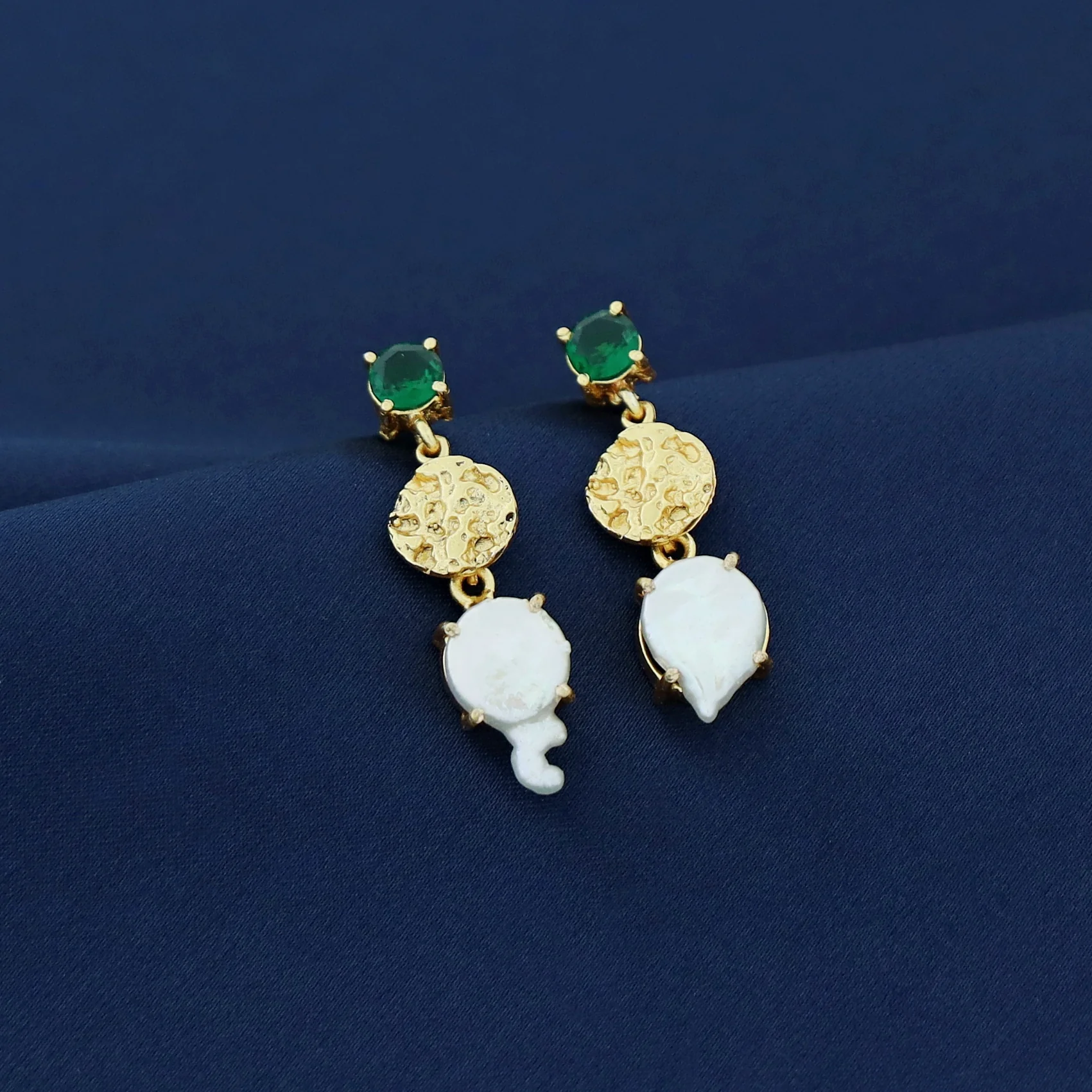 Kashvi Real Baroque Textured Circle + Glossy Earring - Image 9