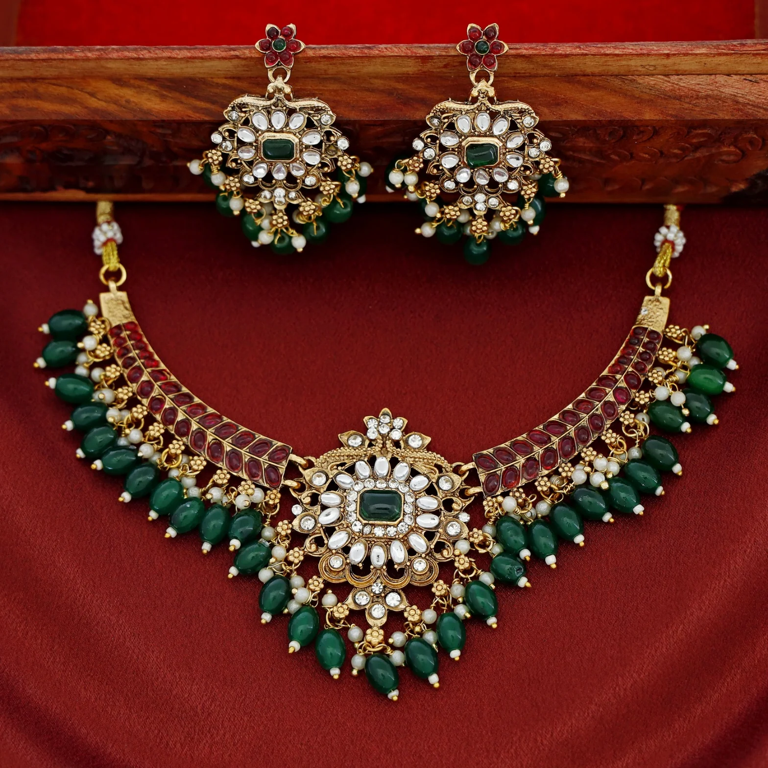 Kashvi Kundan Pearl Branch Wing Neckpiece With Earring - Image 7