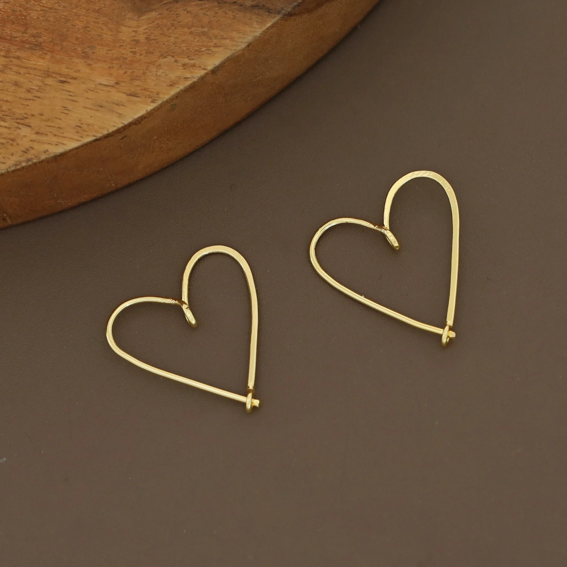 Katarine Golden Heart Hoop - Image 4