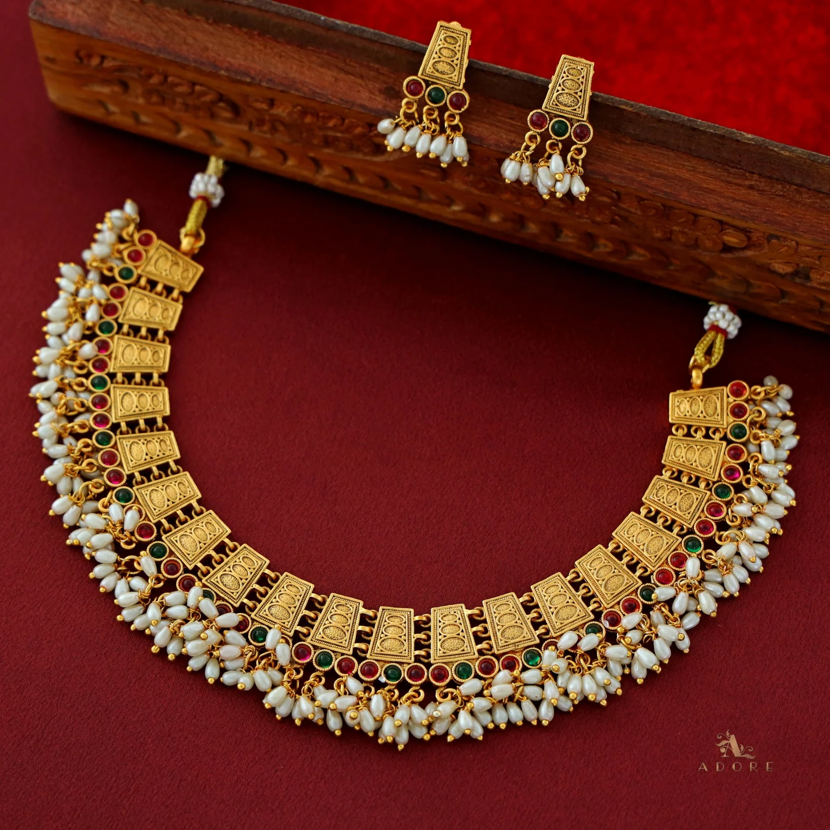 Katrina Golden Pearl Neckpiece With Earring - Image 2