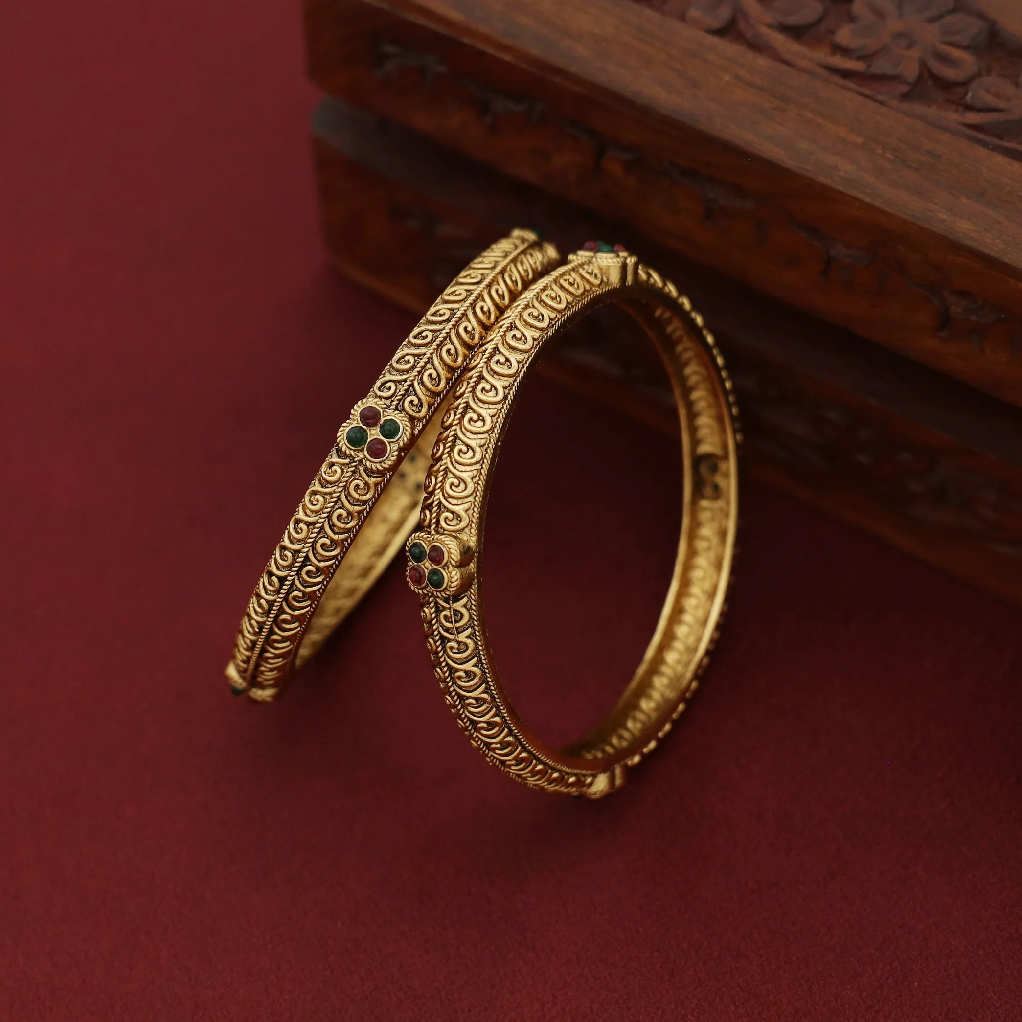 Kaushika Tetra Kemp Stone Bangle (Set Of 2) - Image 5