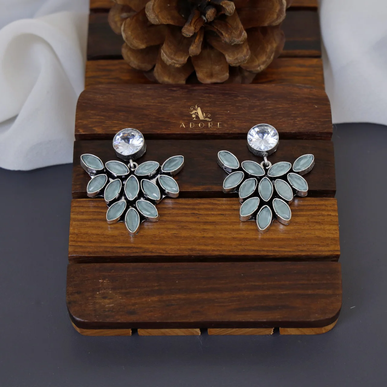 Kayal Earring - Image 8