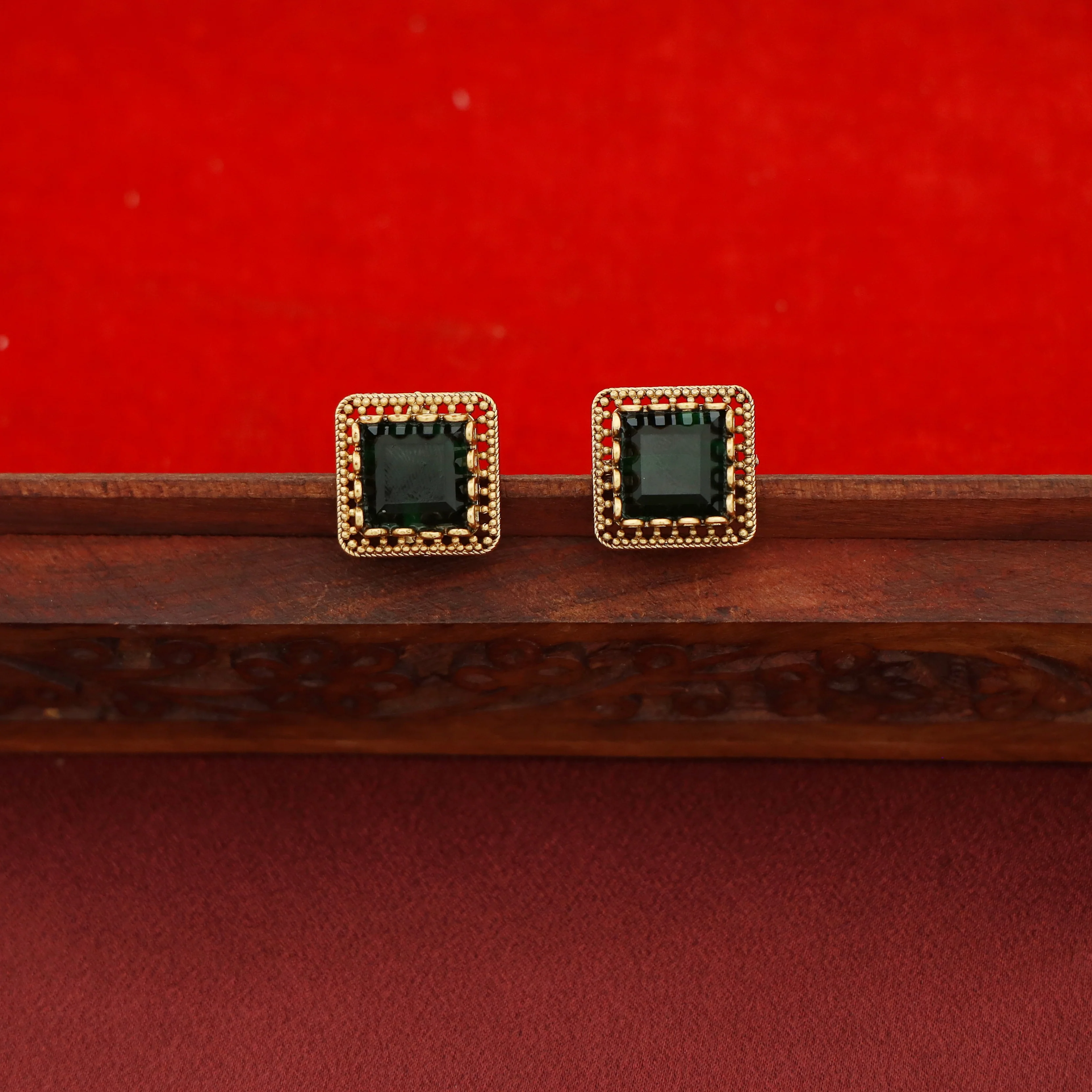 Keerthi 2 Layer Flower Square Stone Choker With Earring - Image 5