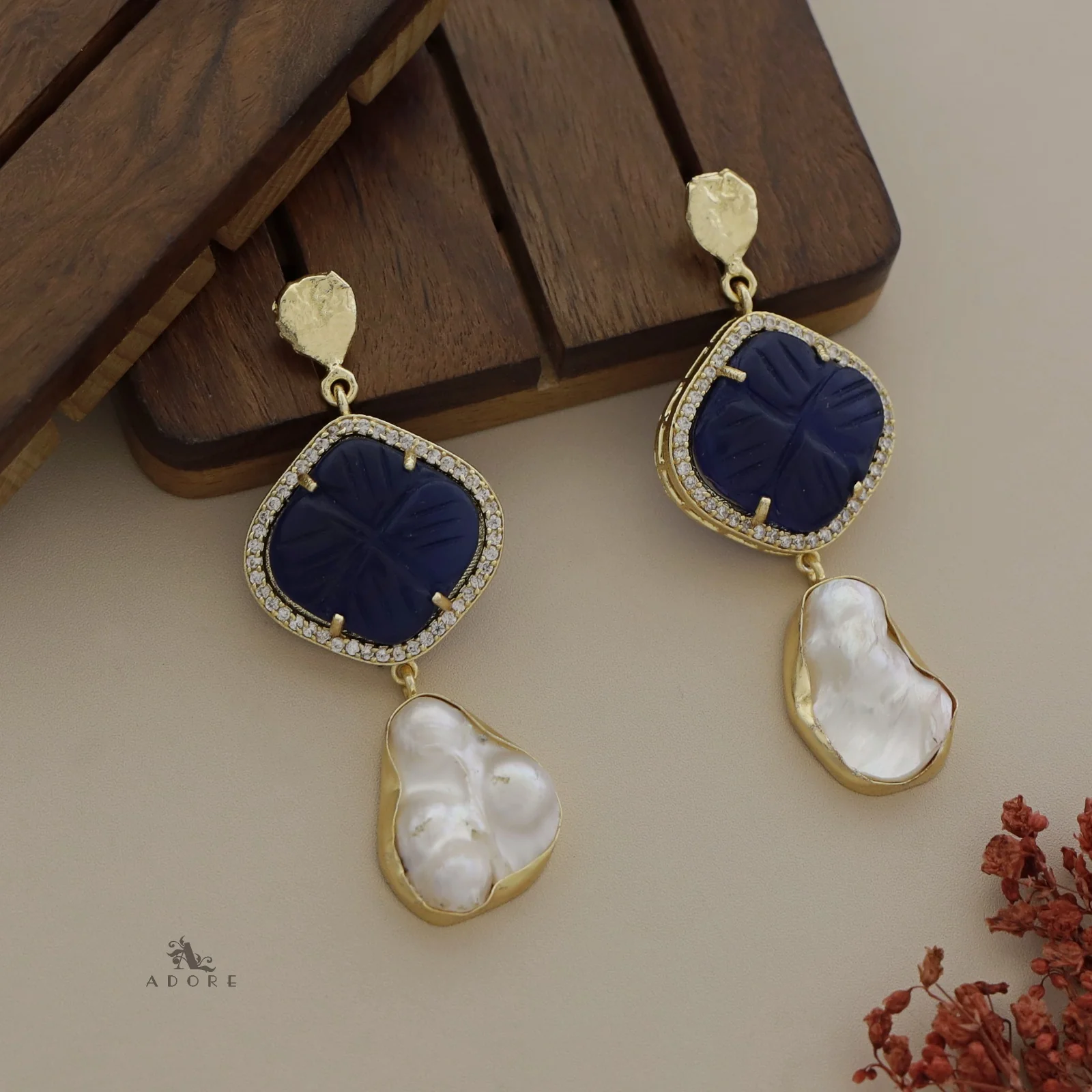 Keima Baroque Earring - Image 2