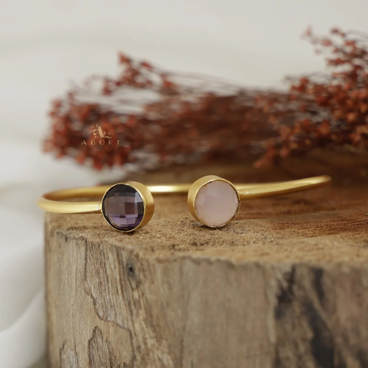 Kelvira Round Glossy Bangle - Image 10