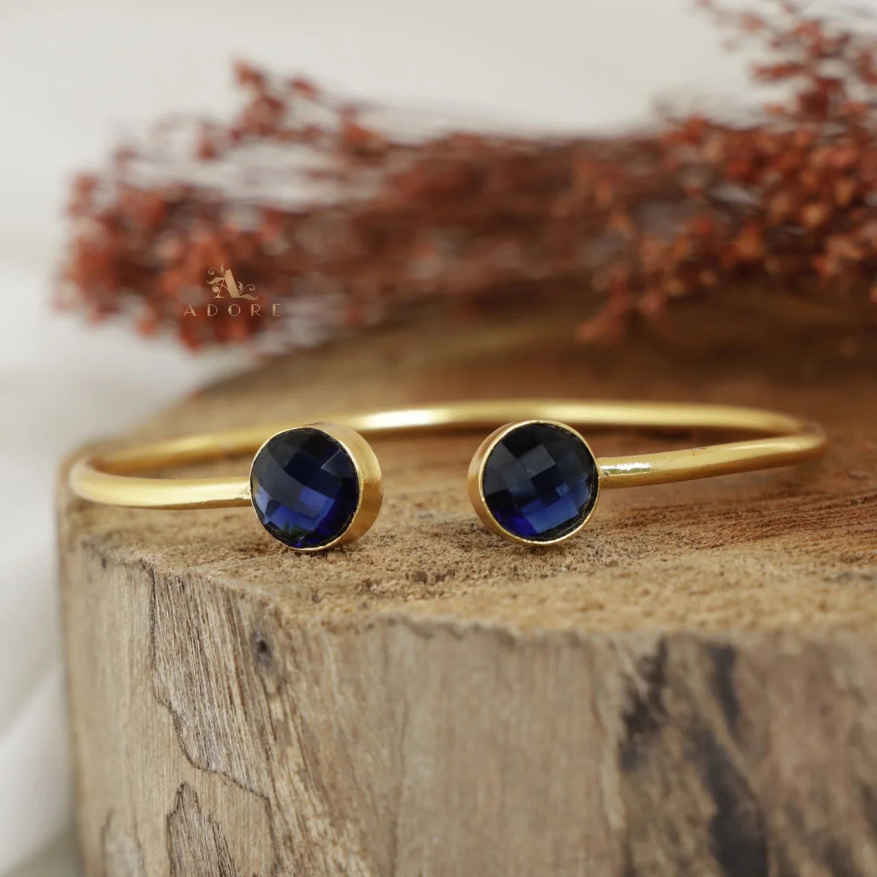 Kelvira Round Glossy Bangle - Image 11