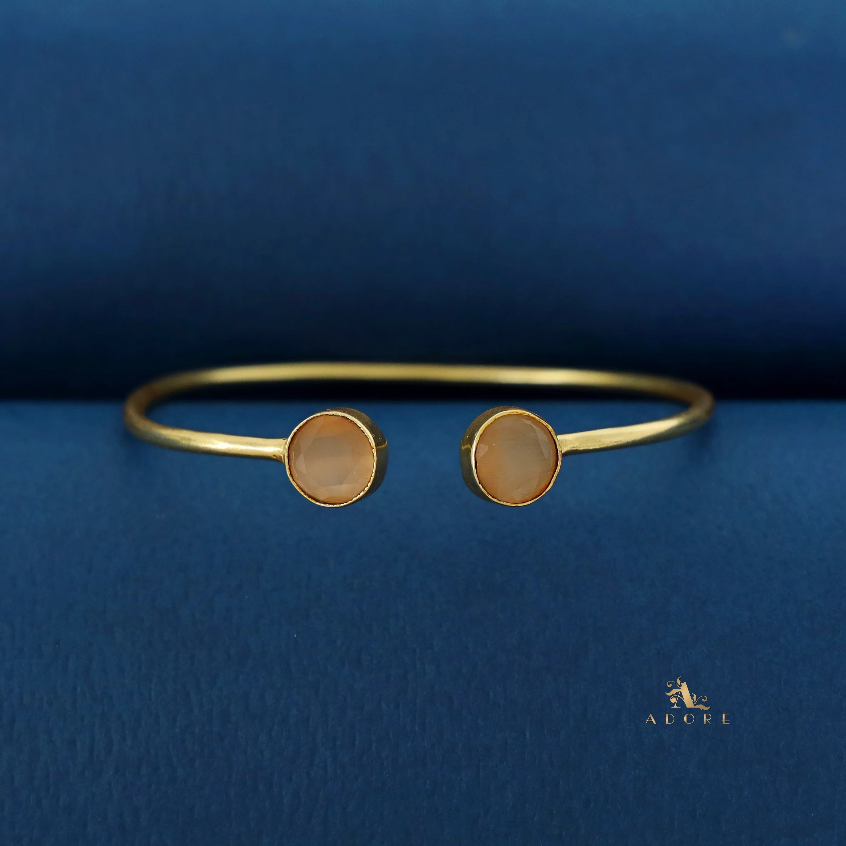 Kelvira Round Glossy Bangle - Image 22