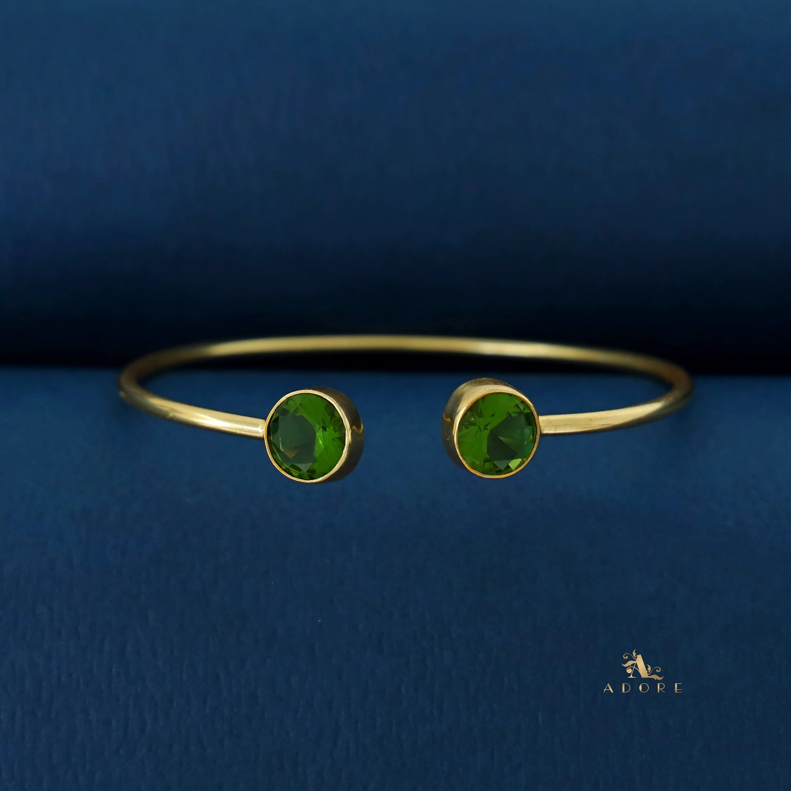 Kelvira Round Glossy Bangle - Image 23